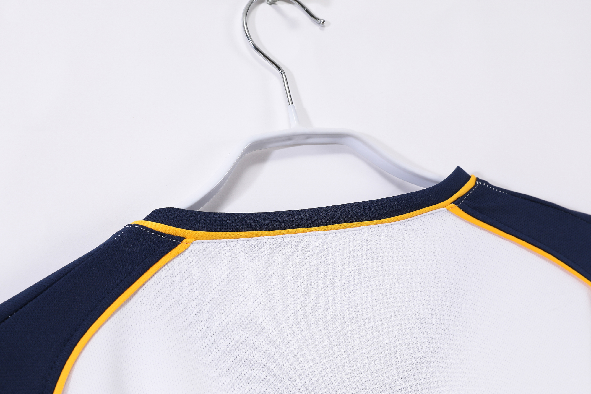 01-02 Liverpool Away Retro Jersey/01-02利物浦客场