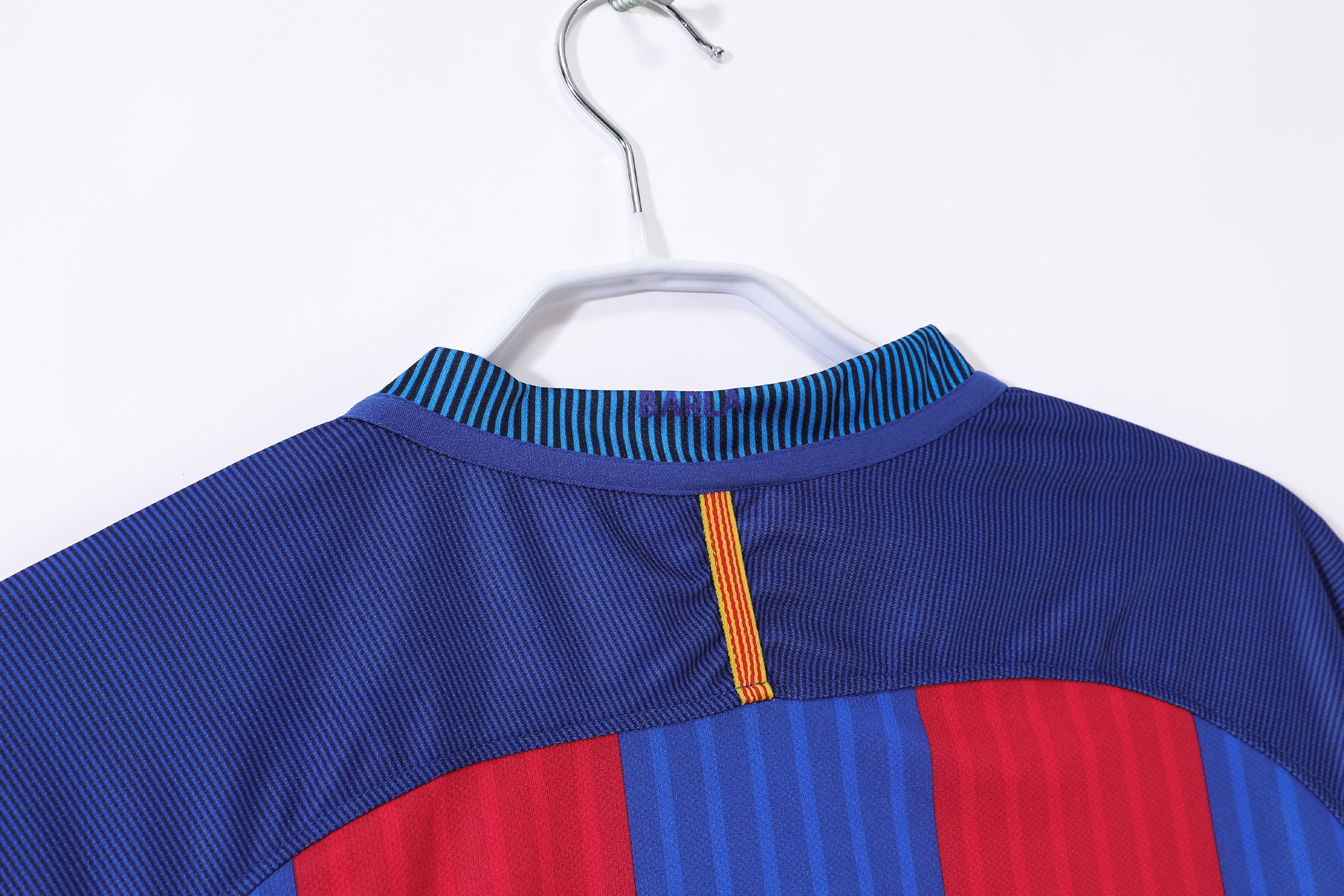 16-17 Barcelona Home Retro Jersey/16-17巴萨主场