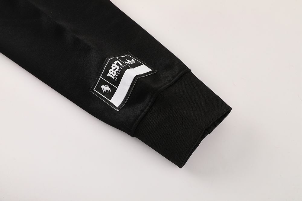 25-26 Juventus Black hoodie Suit/25-26尤文黑色带帽卫衣套装