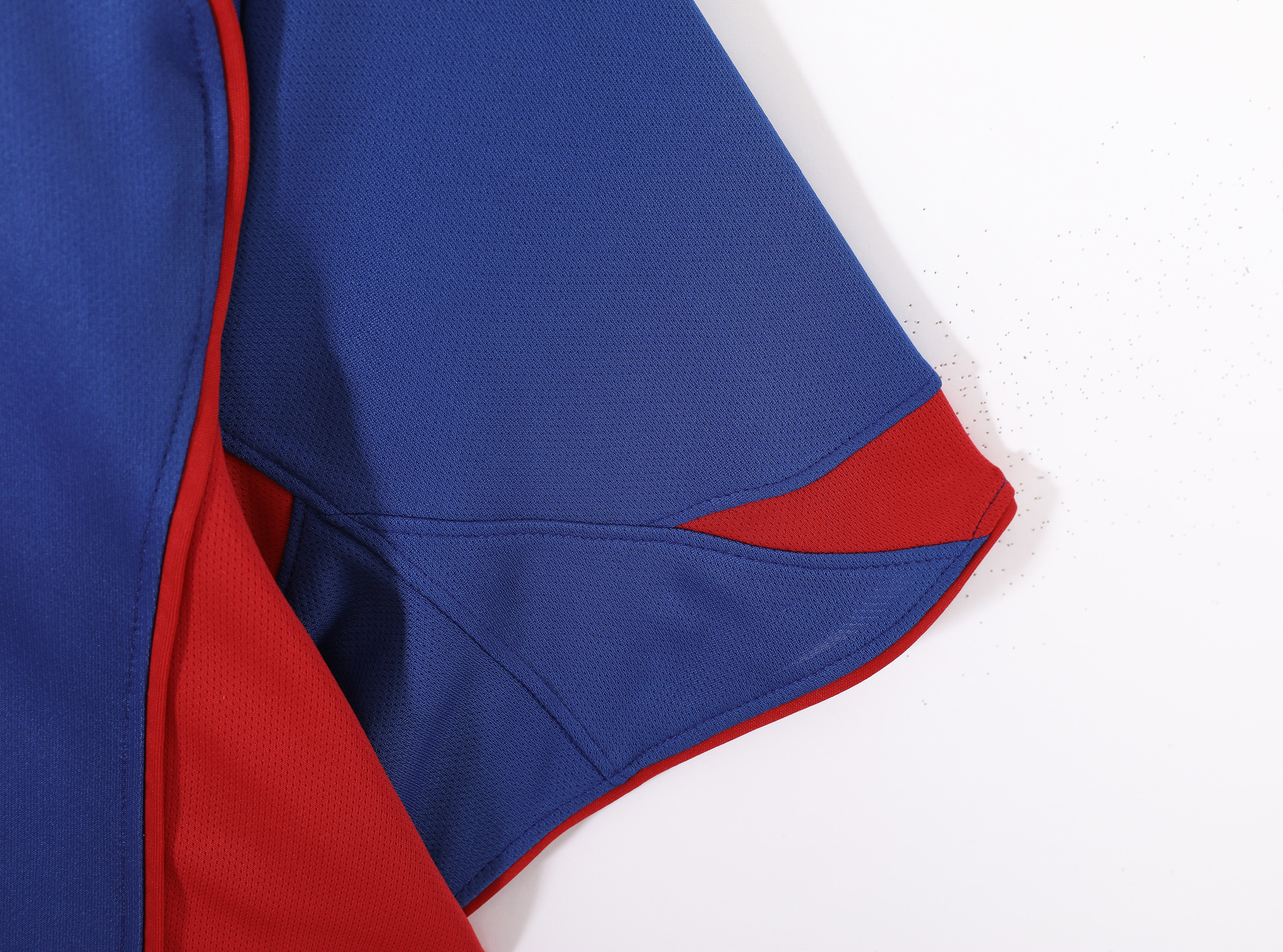 04-05 Barcelona Home Retro Jersey/04-05巴萨主场