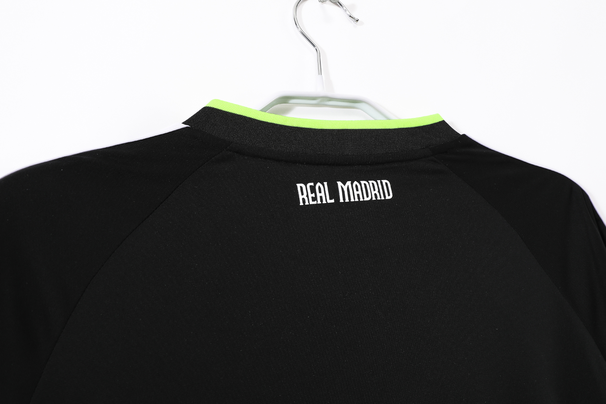 10-11 Real Madrid Away Retro Jersey/10-11皇马客场