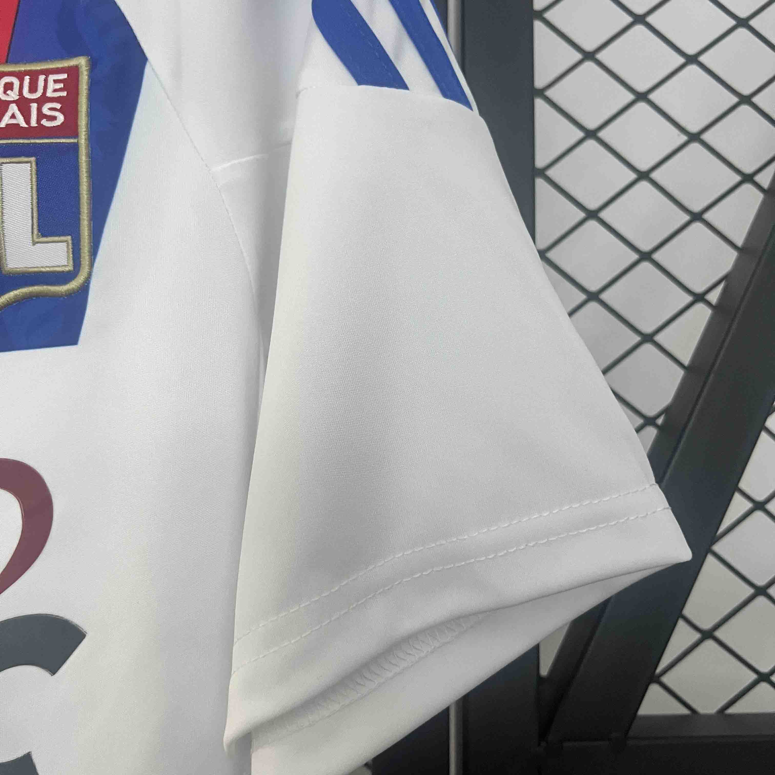 10-11 Lyon Home Retro Jersey/10-11 里昂主场