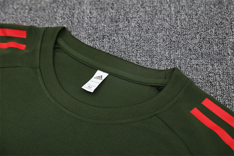25-26 Bayern Munich Short Sleeve Training Suit/ 25-26拜仁短袖训练服