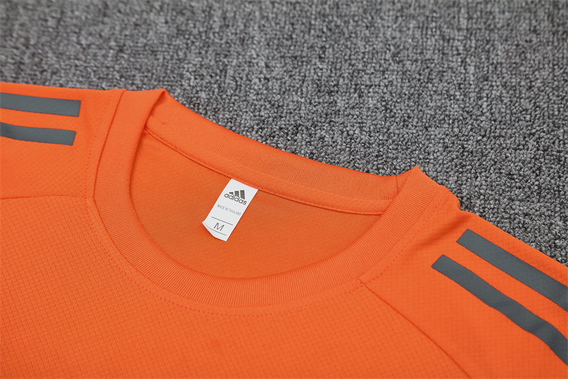 25-26 Bayern Munich Short Sleeve Training Suit/ 25-26拜仁短袖训练服