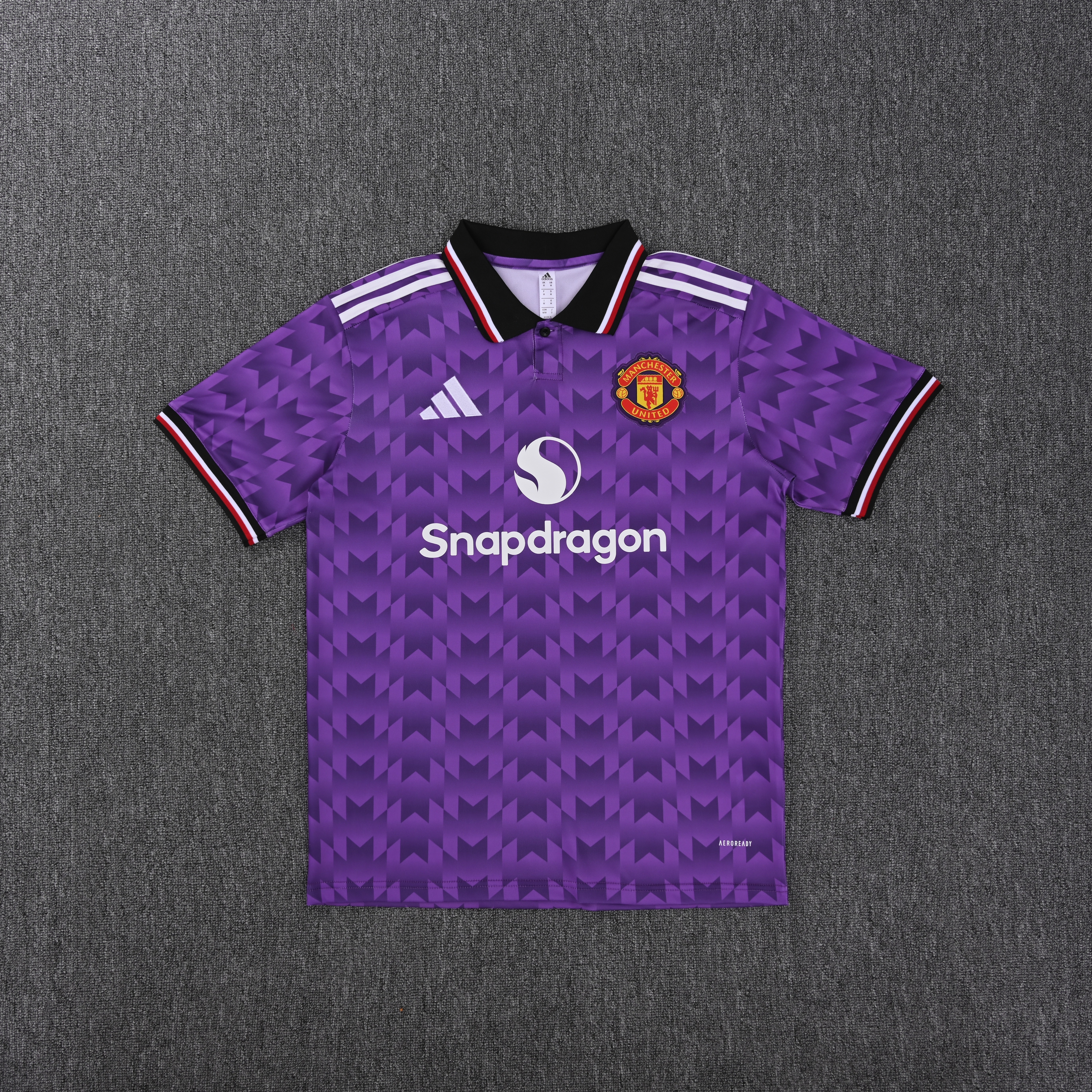 25-26 Manchester United Purple Polo/25-26曼联紫色Polo