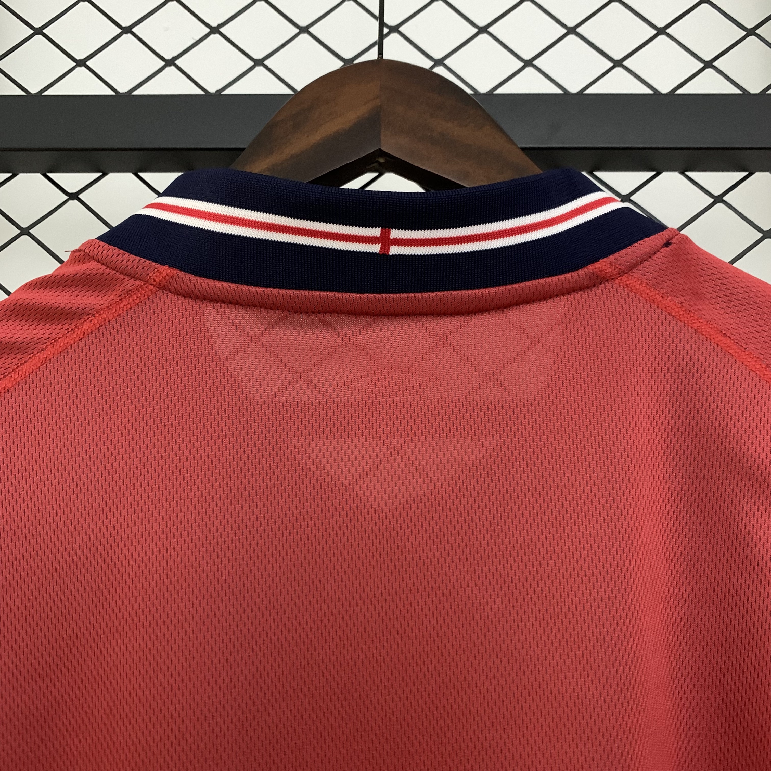 2002 England Away Retro Jersey/2002 英格兰客场