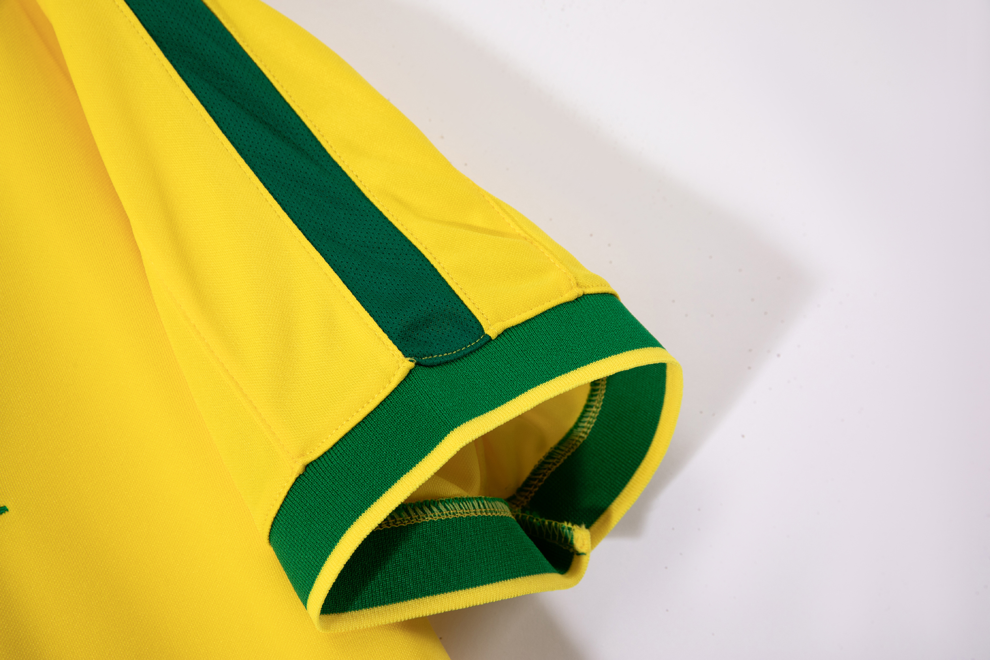 1997 Brazil Home Retro Jersey/1997巴西主场