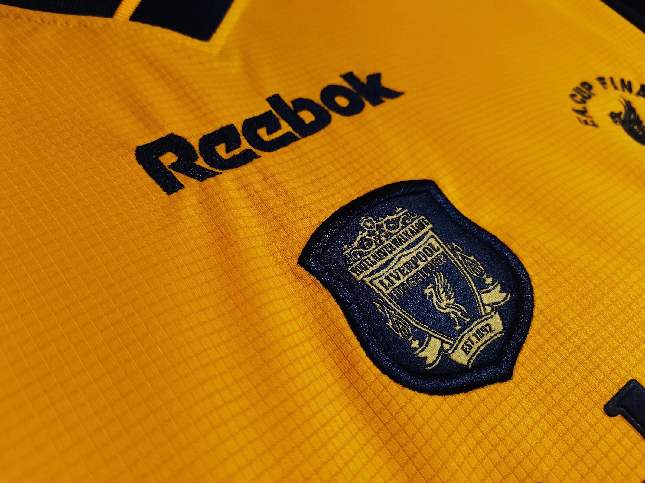 00-01 Liverpool Away Retro Jersey/ 00-01利物浦客场