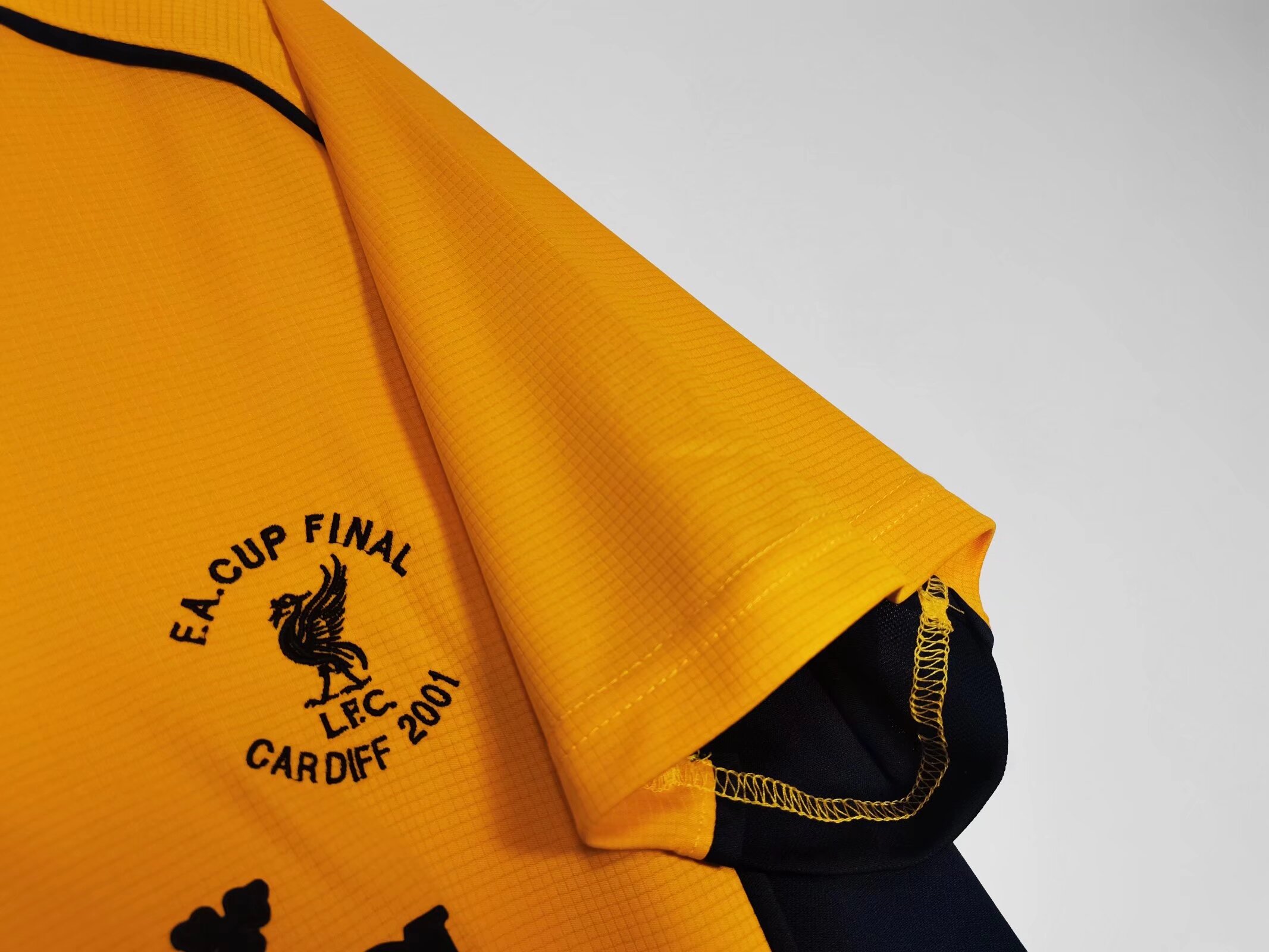 00-01 Liverpool Away Retro Jersey/ 00-01利物浦客场