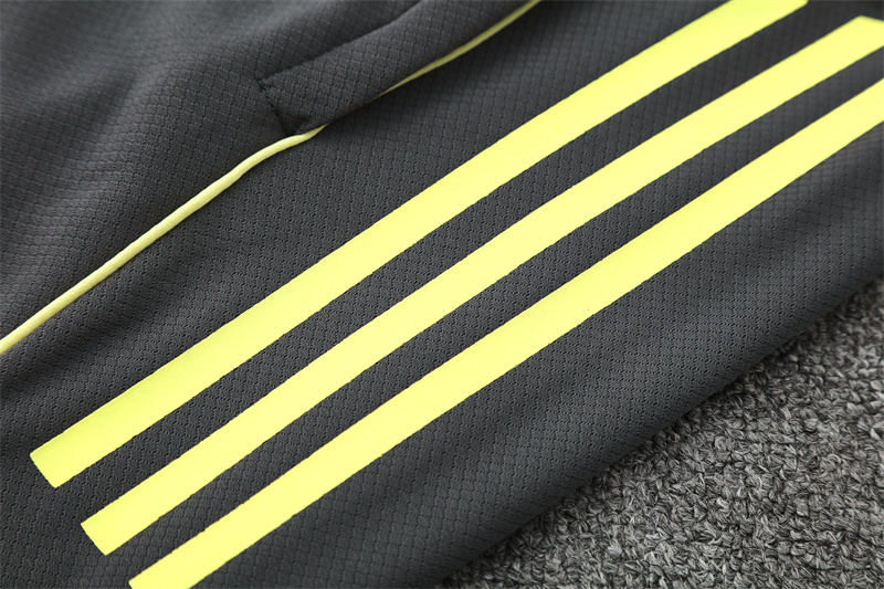 25-26 Real Madrid Short Sleeve Training Suit/ 25-26皇马短袖训练服