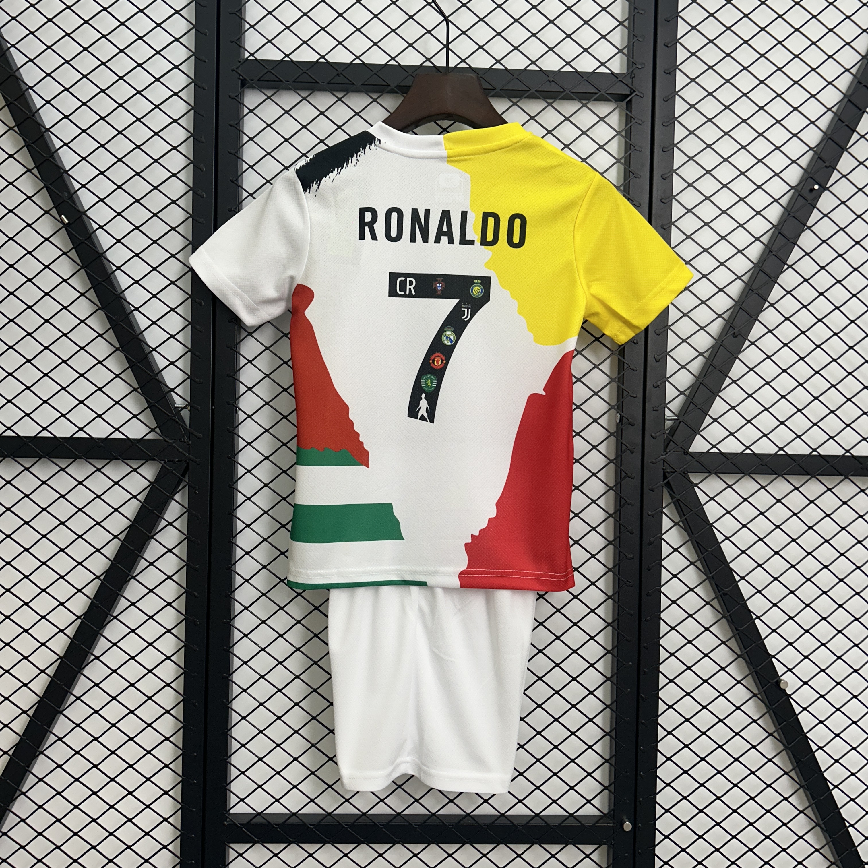 25-26 Ronaldo Home Kid Kit/25-26罗纳尔多童装