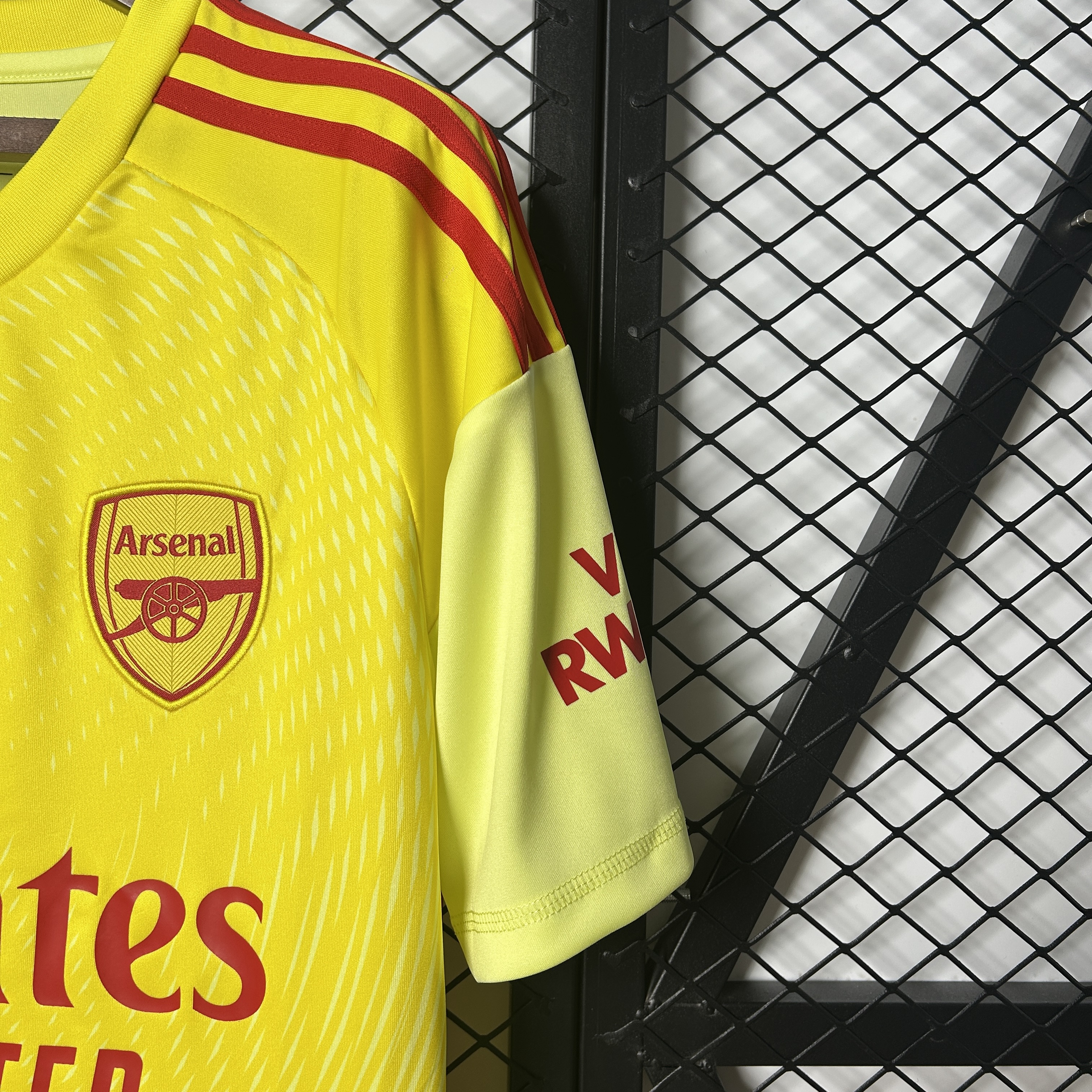 25-26 Arsenal GoalKeeper Fans Jersey/25-26 阿森纳黄色守门员
