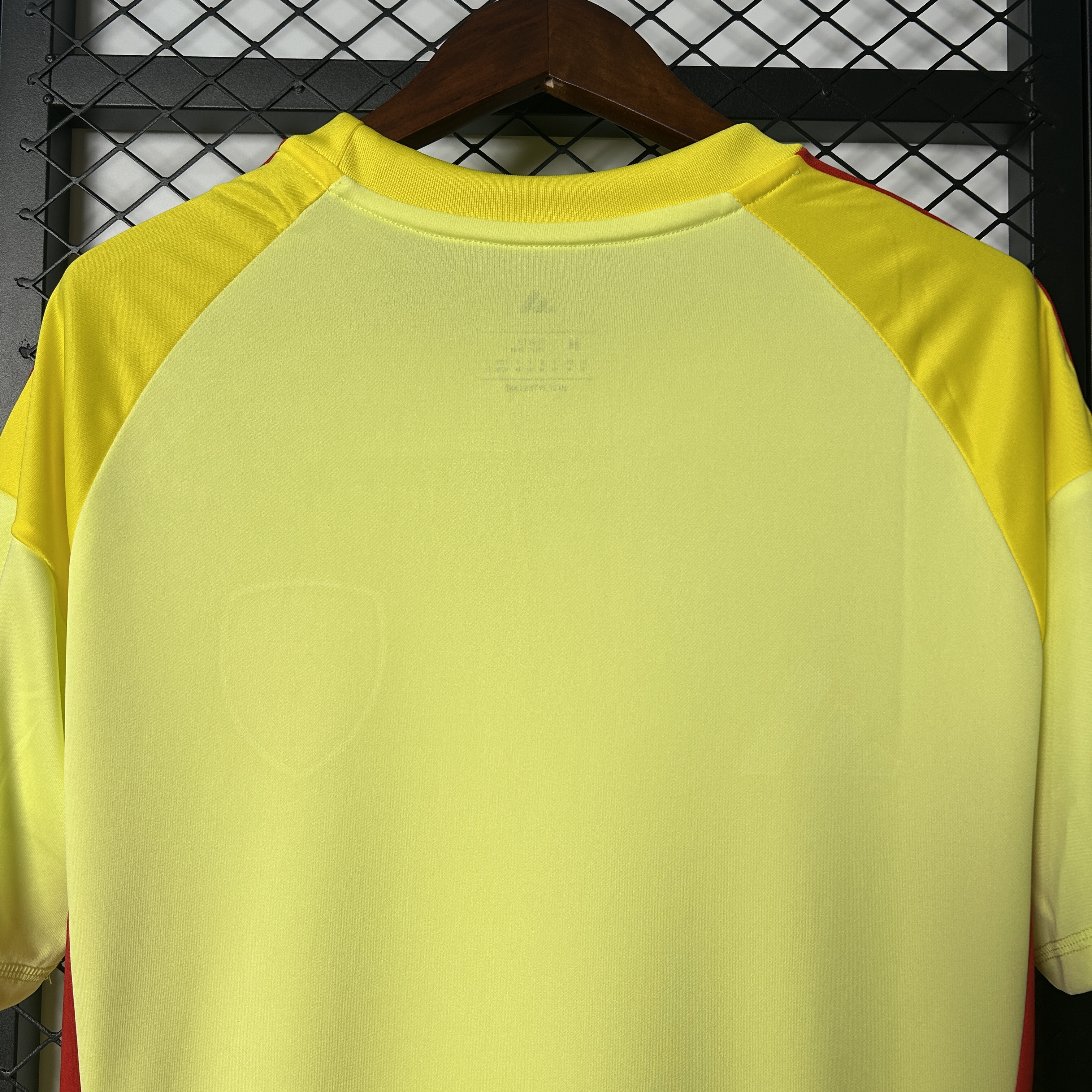 25-26 Arsenal GoalKeeper Fans Jersey/25-26 阿森纳黄色守门员