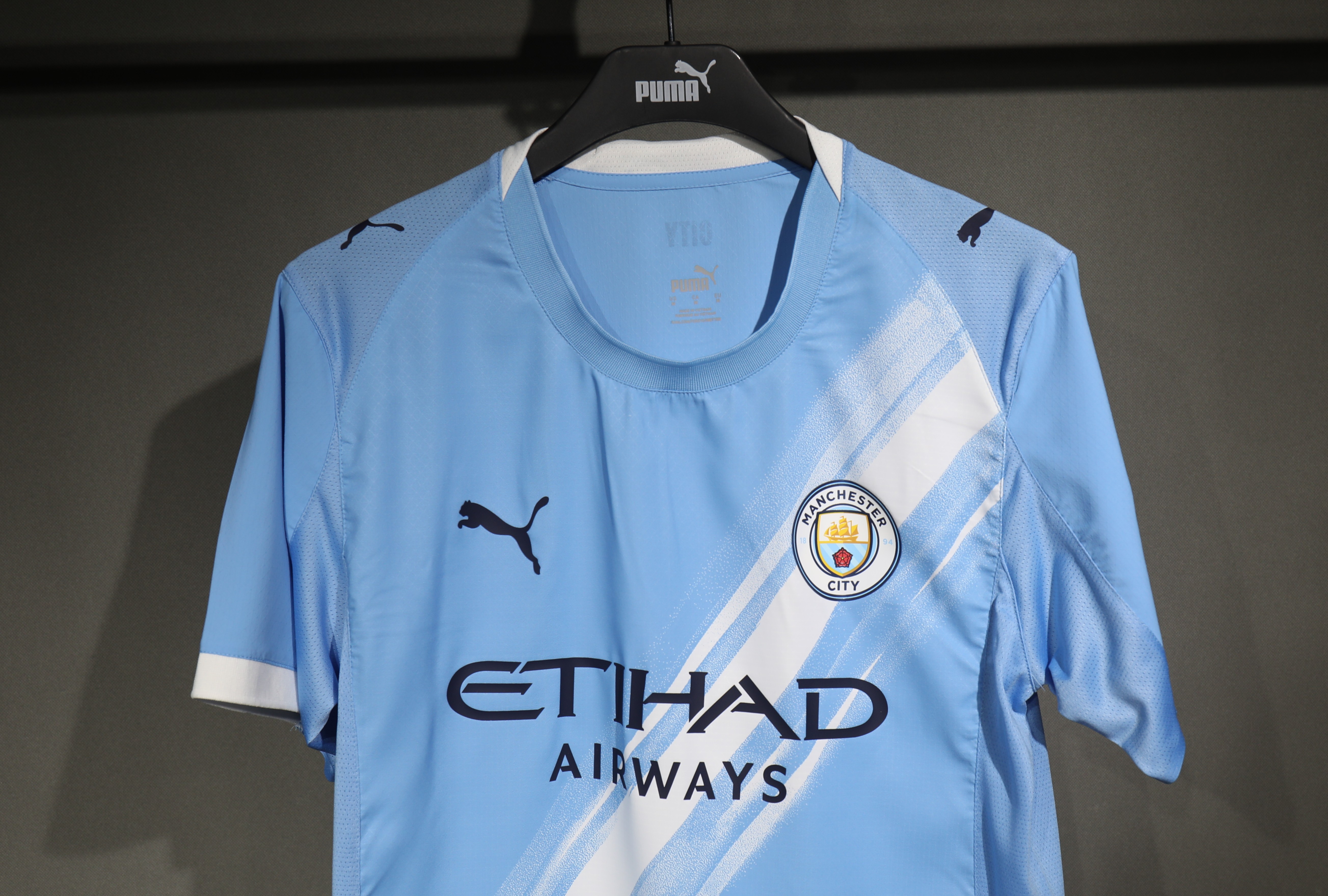 25-26 Manchester City Home Final Right Player Jersey/25-26曼城主球员正确布料