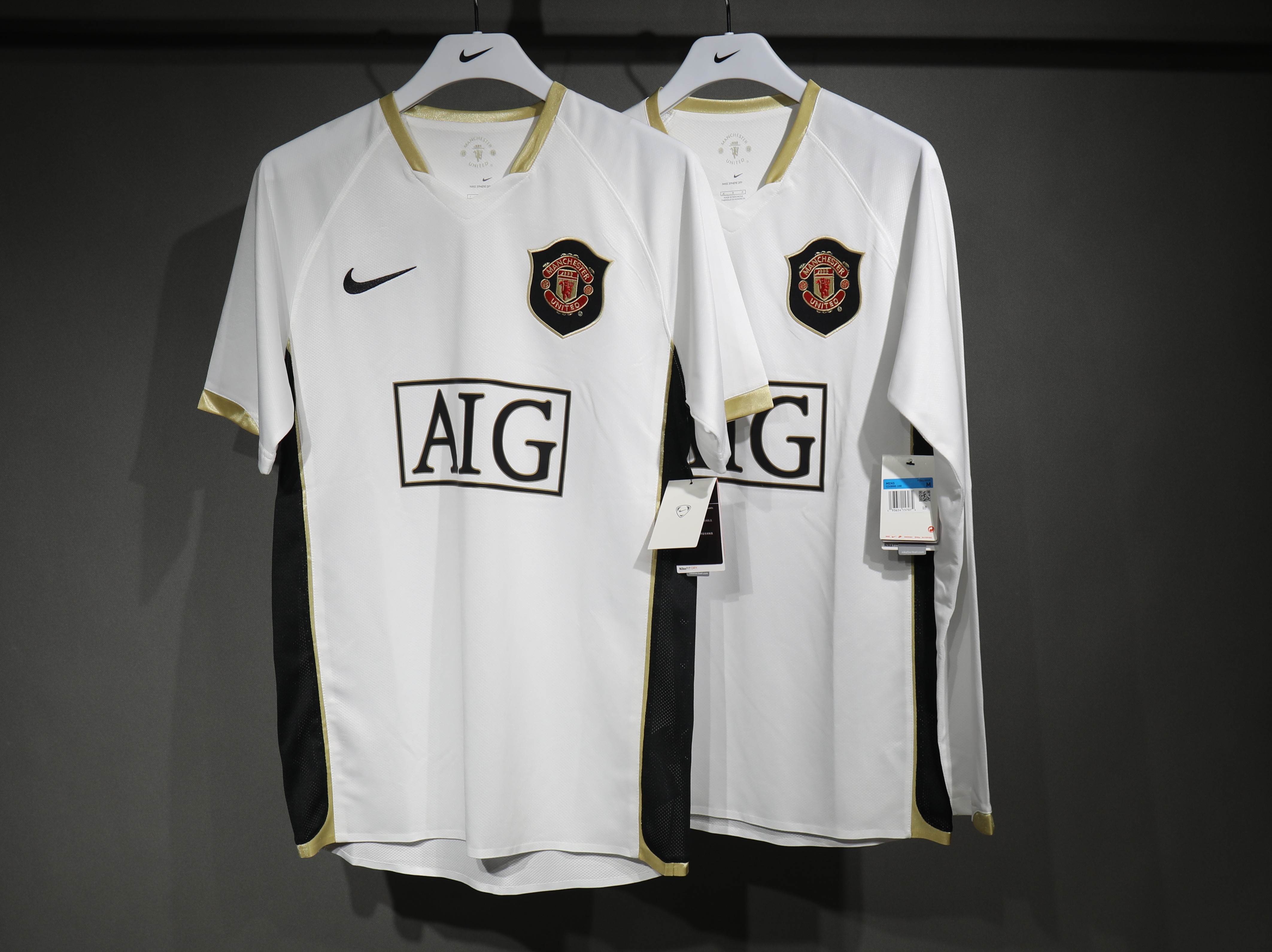 06-07 Manchester United Away Player Retro Jersey/06-07 曼联客场球员