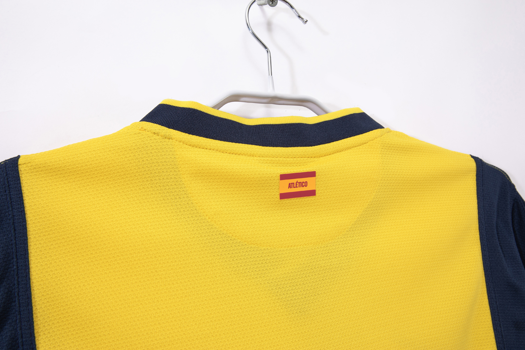 13-14 Atletico Madrid Away Retro Jersey/13-14马竞客场