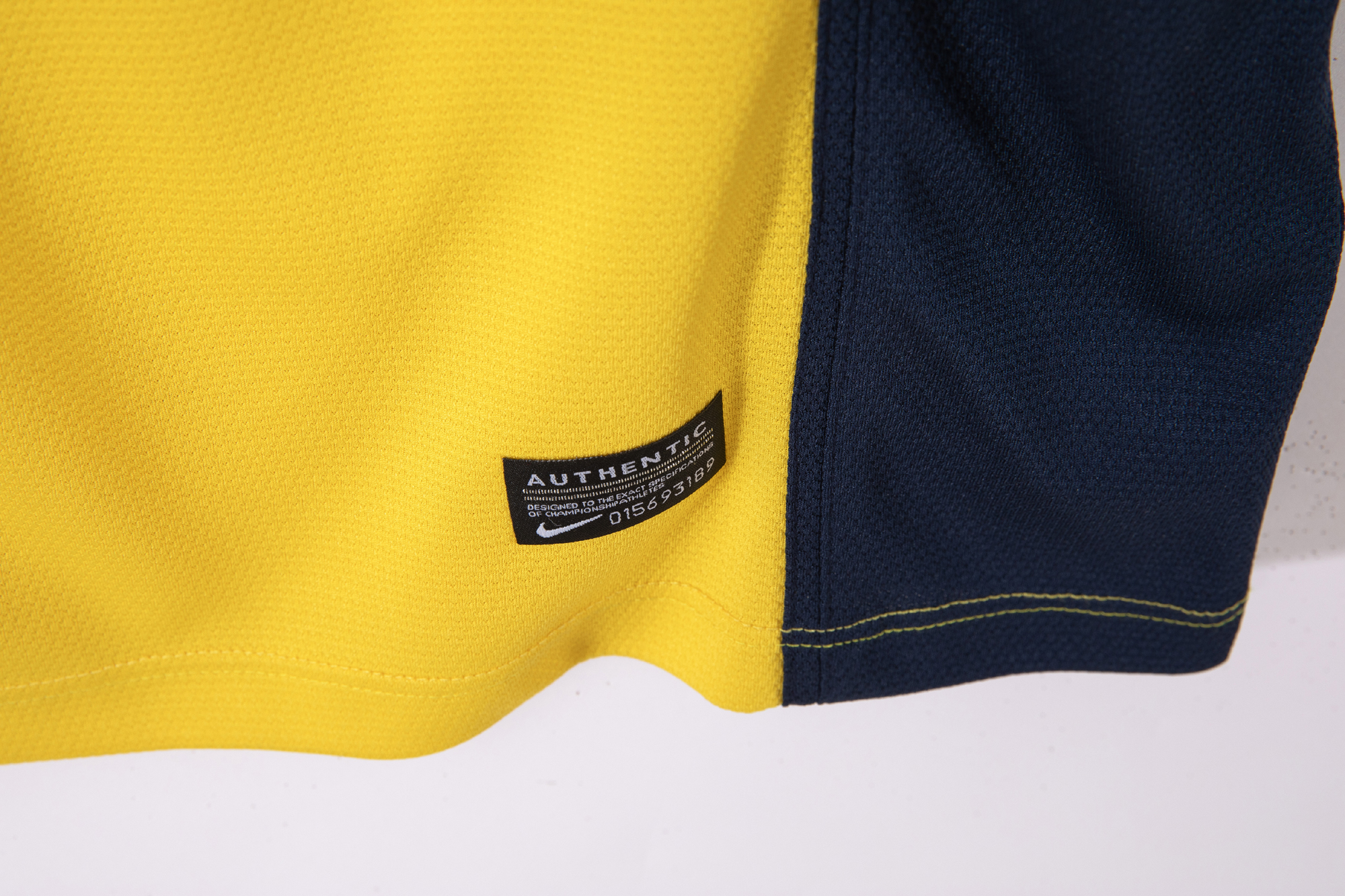13-14 Atletico Madrid Away Retro Jersey/13-14马竞客场