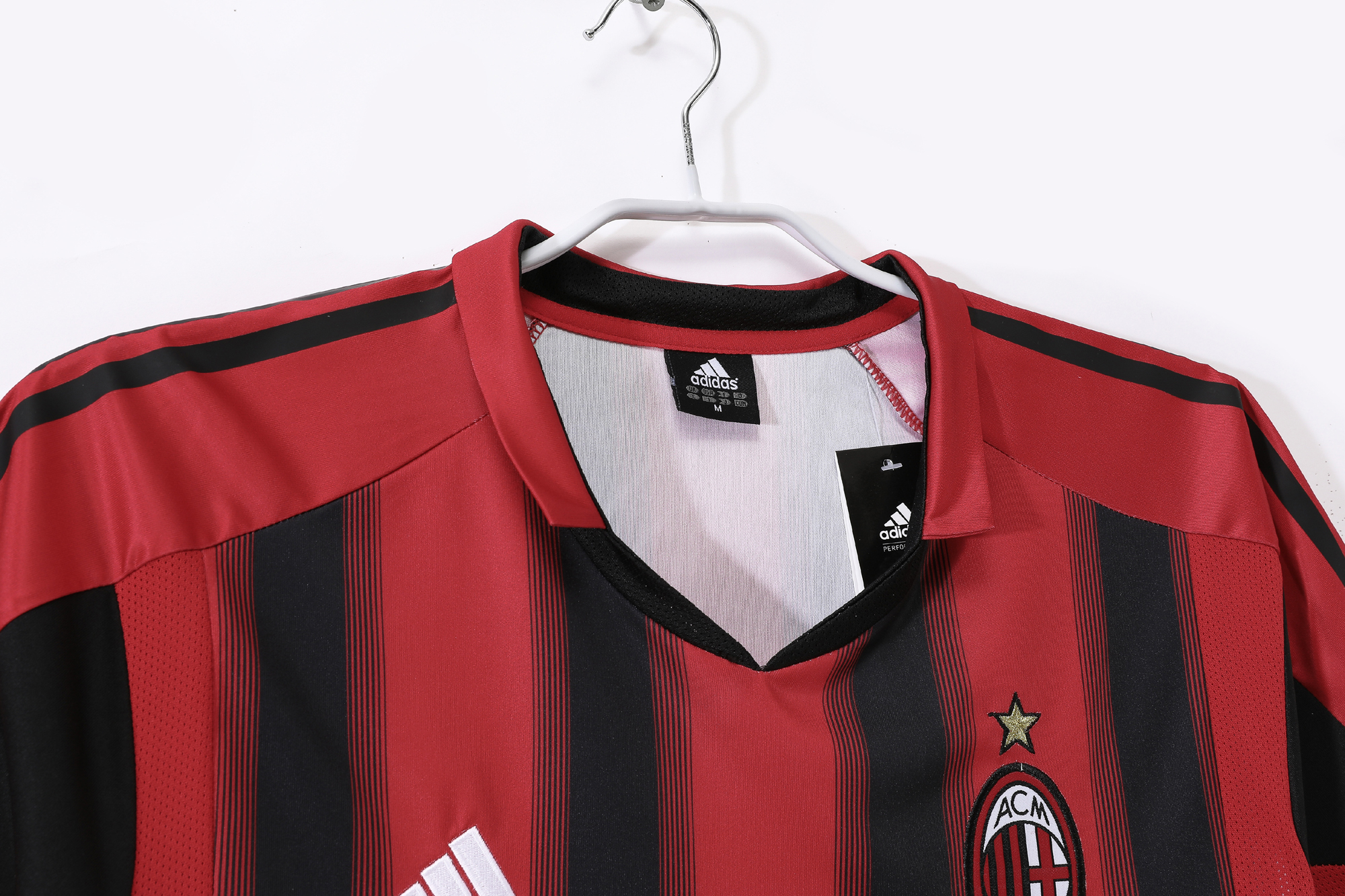 04-05 AC Milan Home Retro Jersey/04-05 AC米兰主场