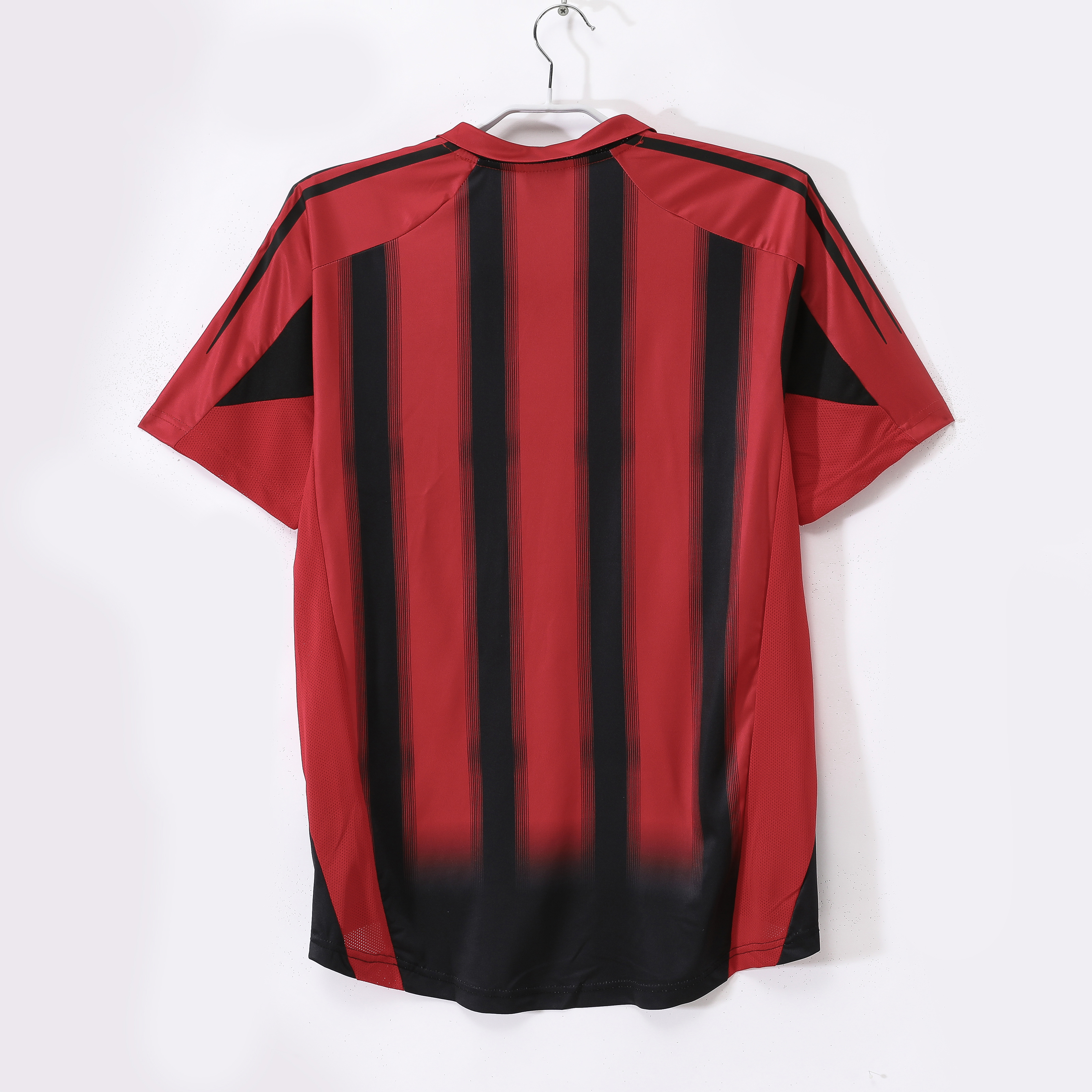 04-05 AC Milan Home Retro Jersey/04-05 AC米兰主场
