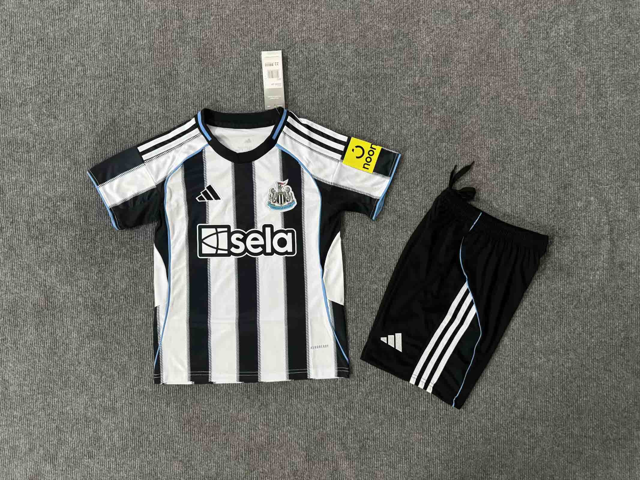 25-26 Newcastle Home Kid Kit/25-26纽卡斯尔主场童装
