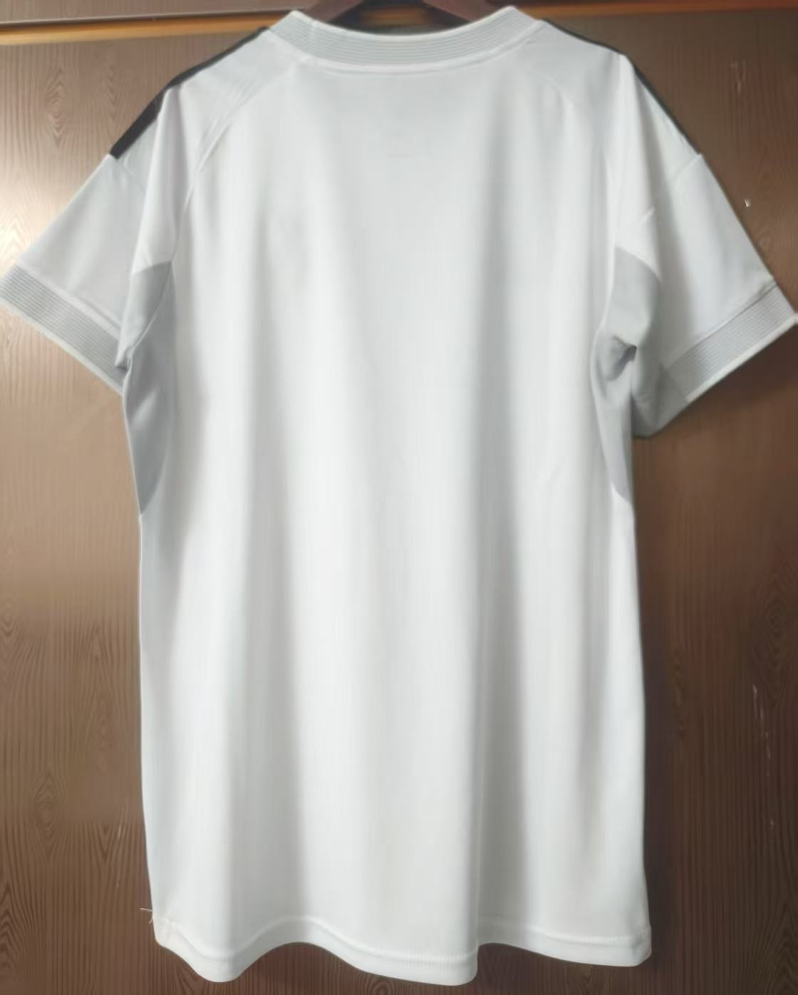 25-26 Real Madrid Home Woman Jersey/ 25-26皇马主场女装