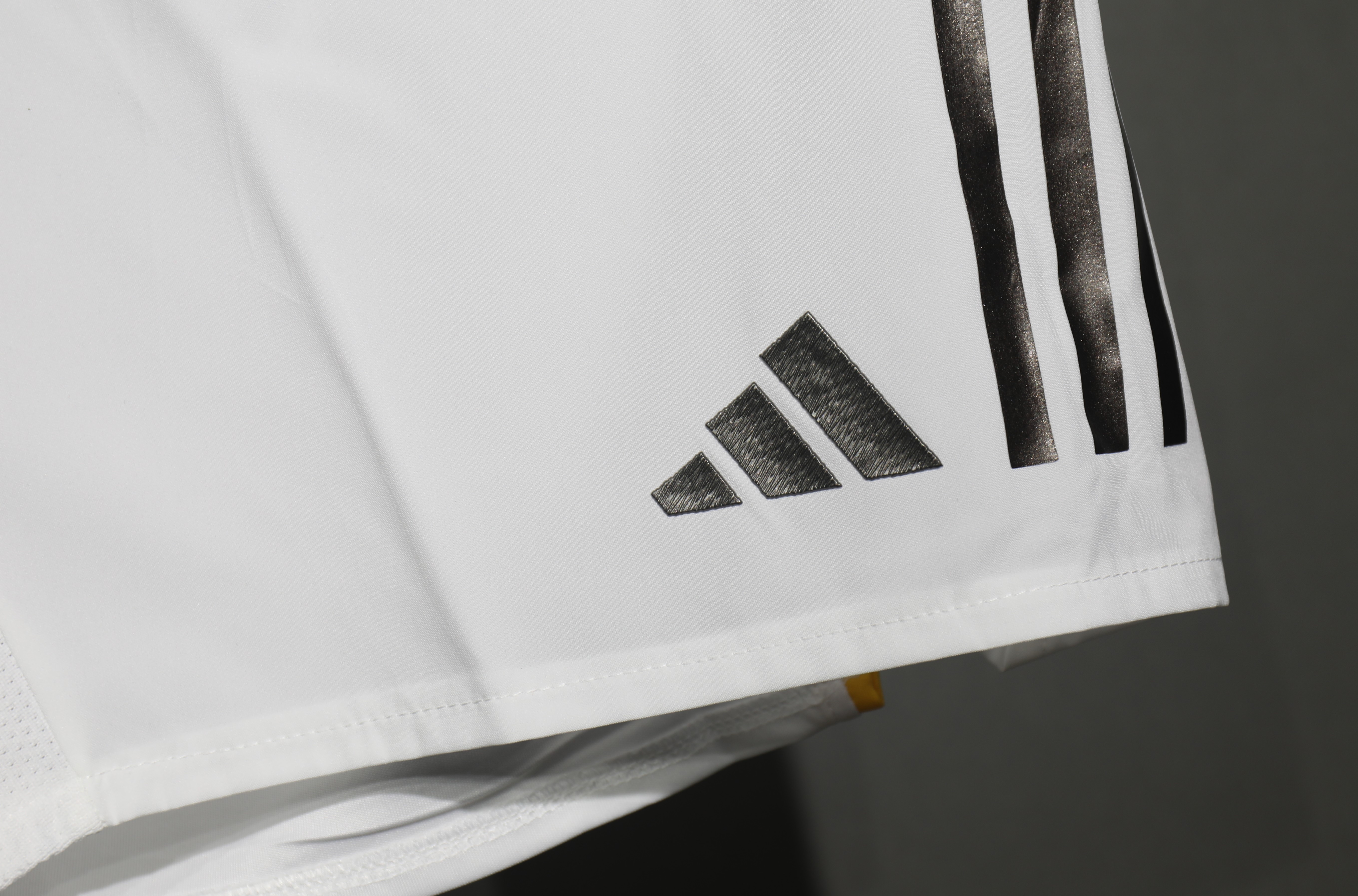 25-26 Real Madrid Home Player Shorts/25-26 皇马主场短裤球员