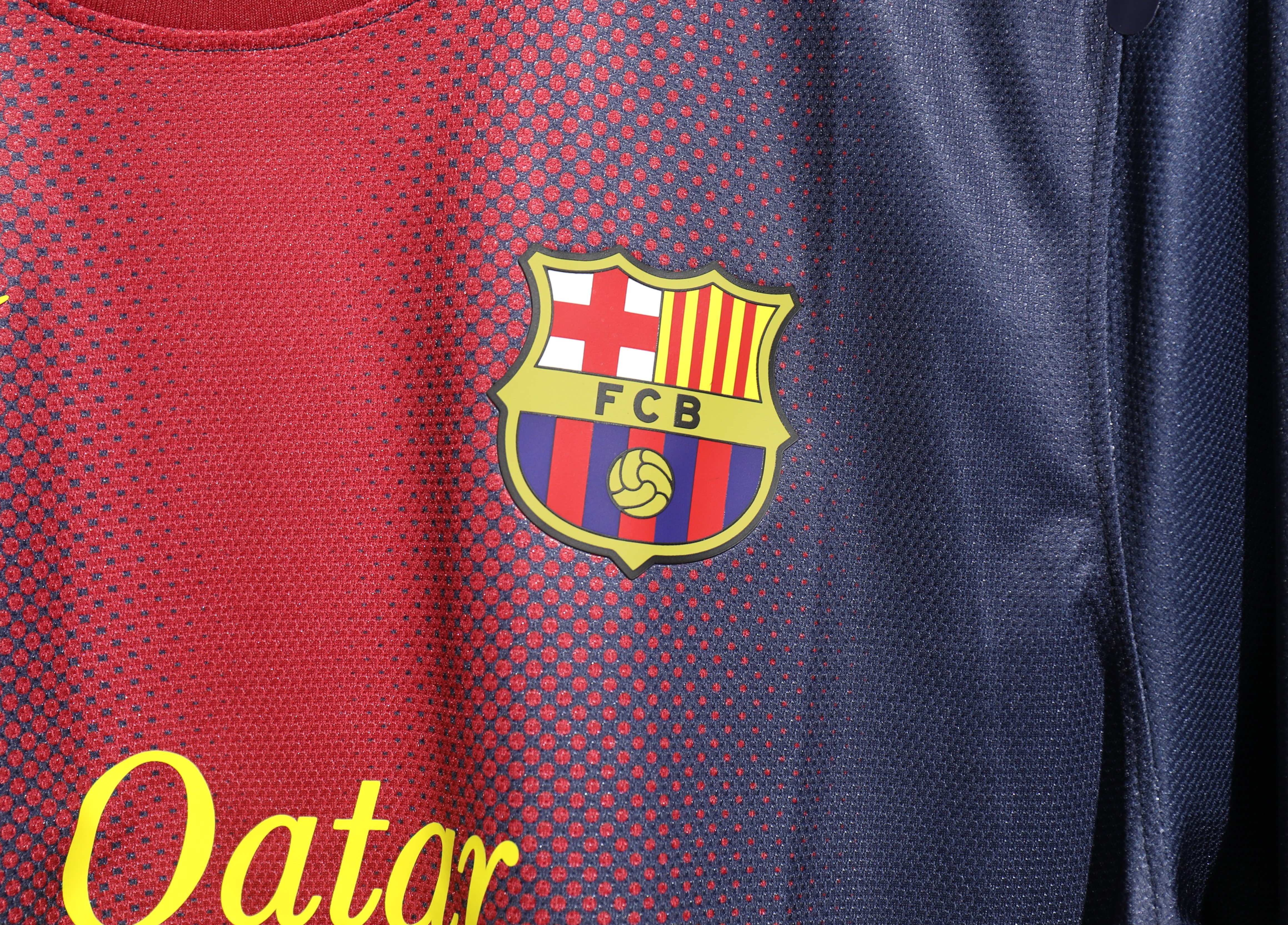 12-13 Barcelona Home Player Retro Long Sleeve Jersey/12-13巴萨主场球员长袖