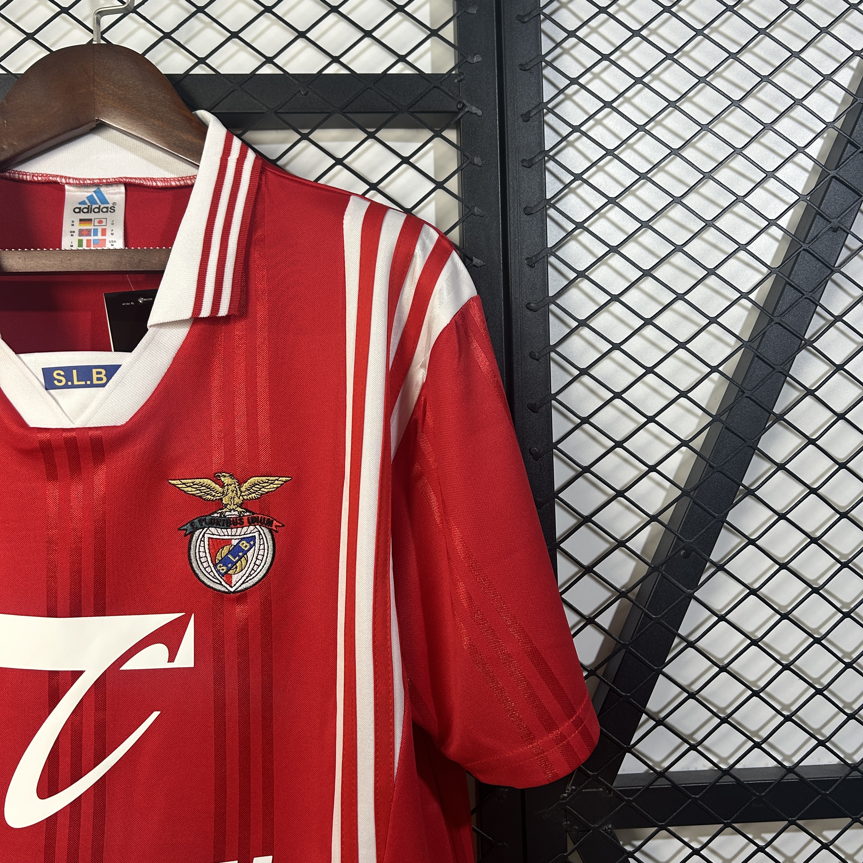 97-98 Benfica Home Retro Jersey/97-98 本菲卡主场复古