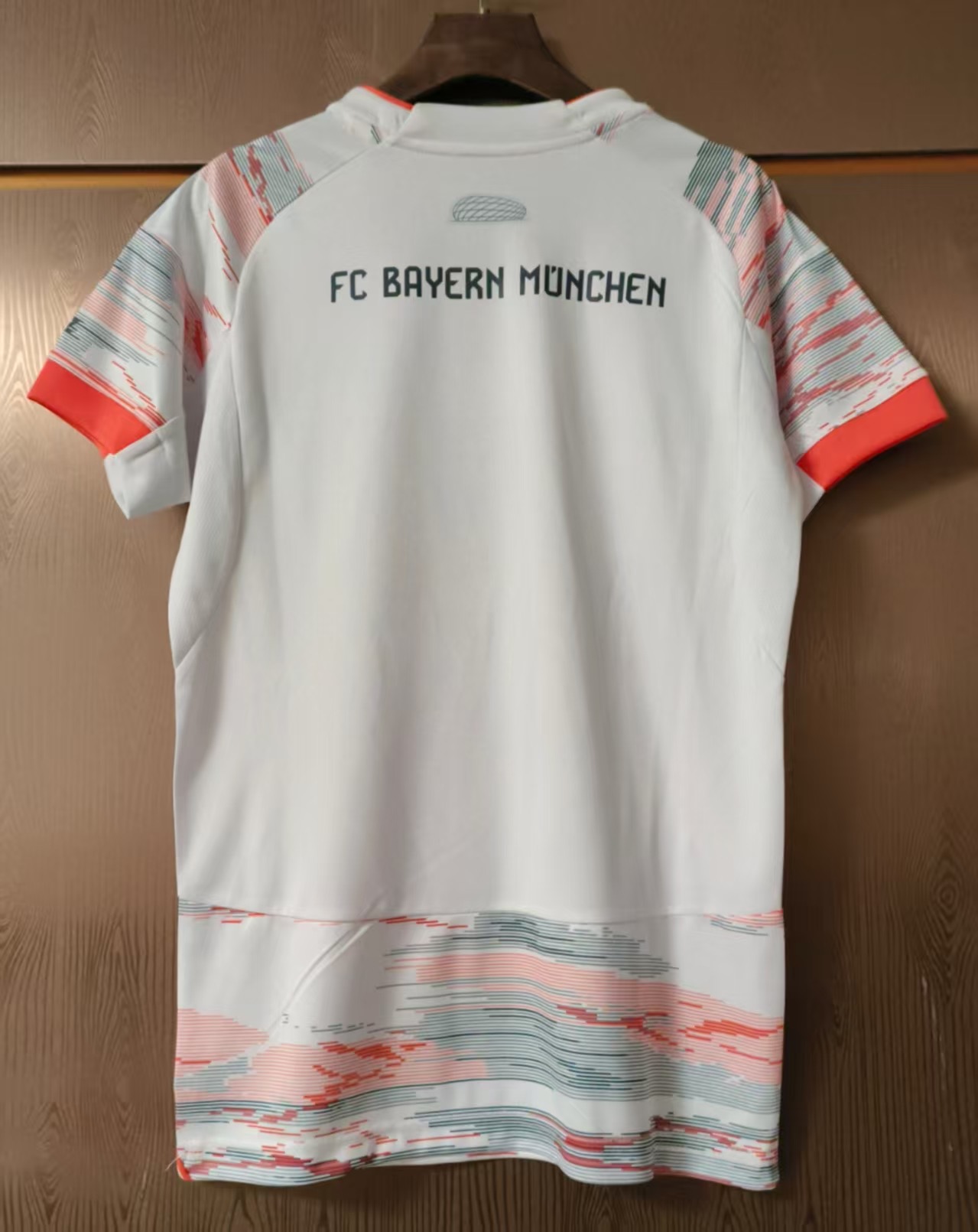 25-26 Bayern Munich Away Woman Jersey/ 25-26拜仁客场女装