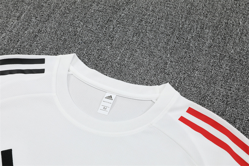 25-26 AX White Short Sleeve Training Suit/ 25-26阿贾克斯短袖训练服