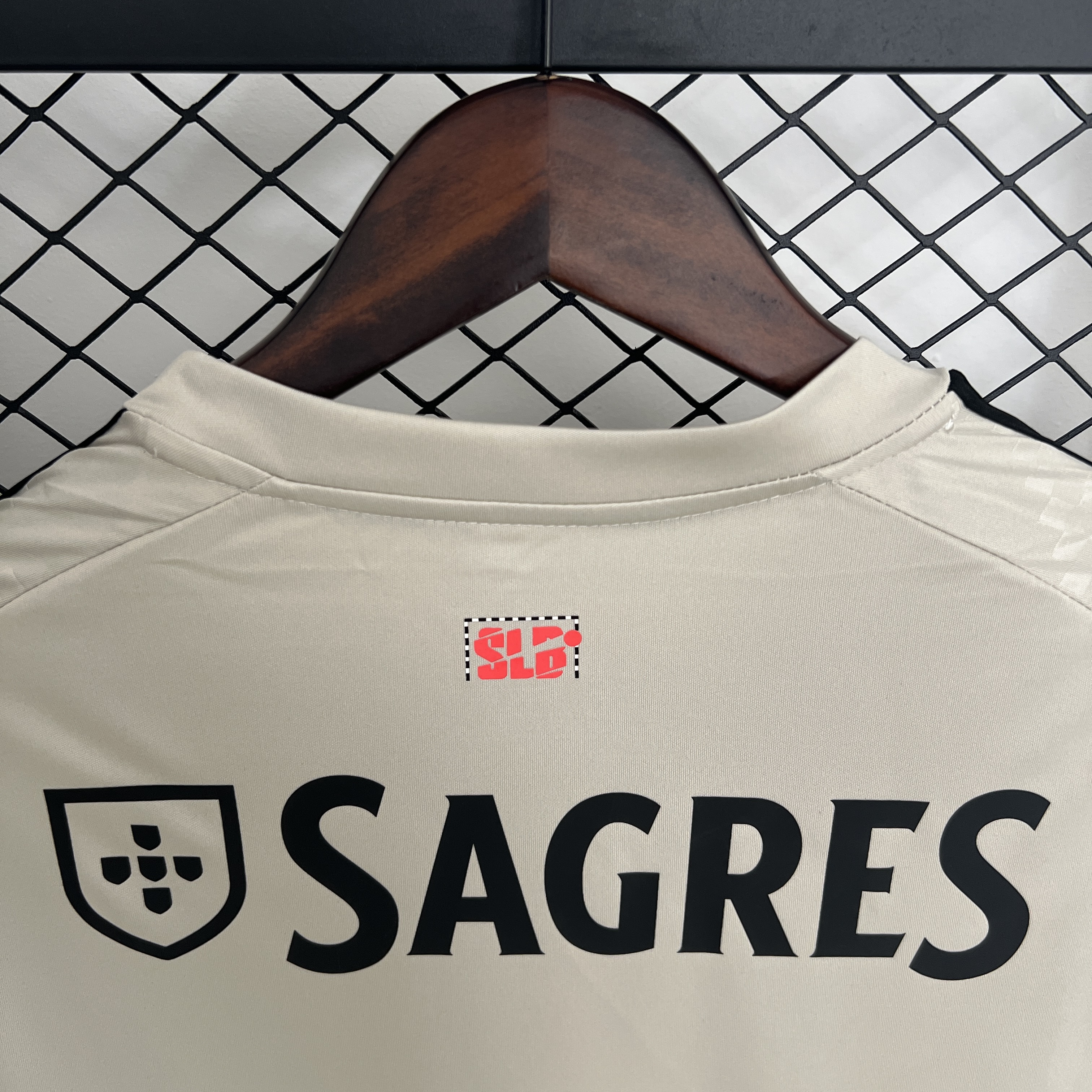 25-26 Benfica Away Fans Jersey/ 25-26 本菲卡客场球迷版