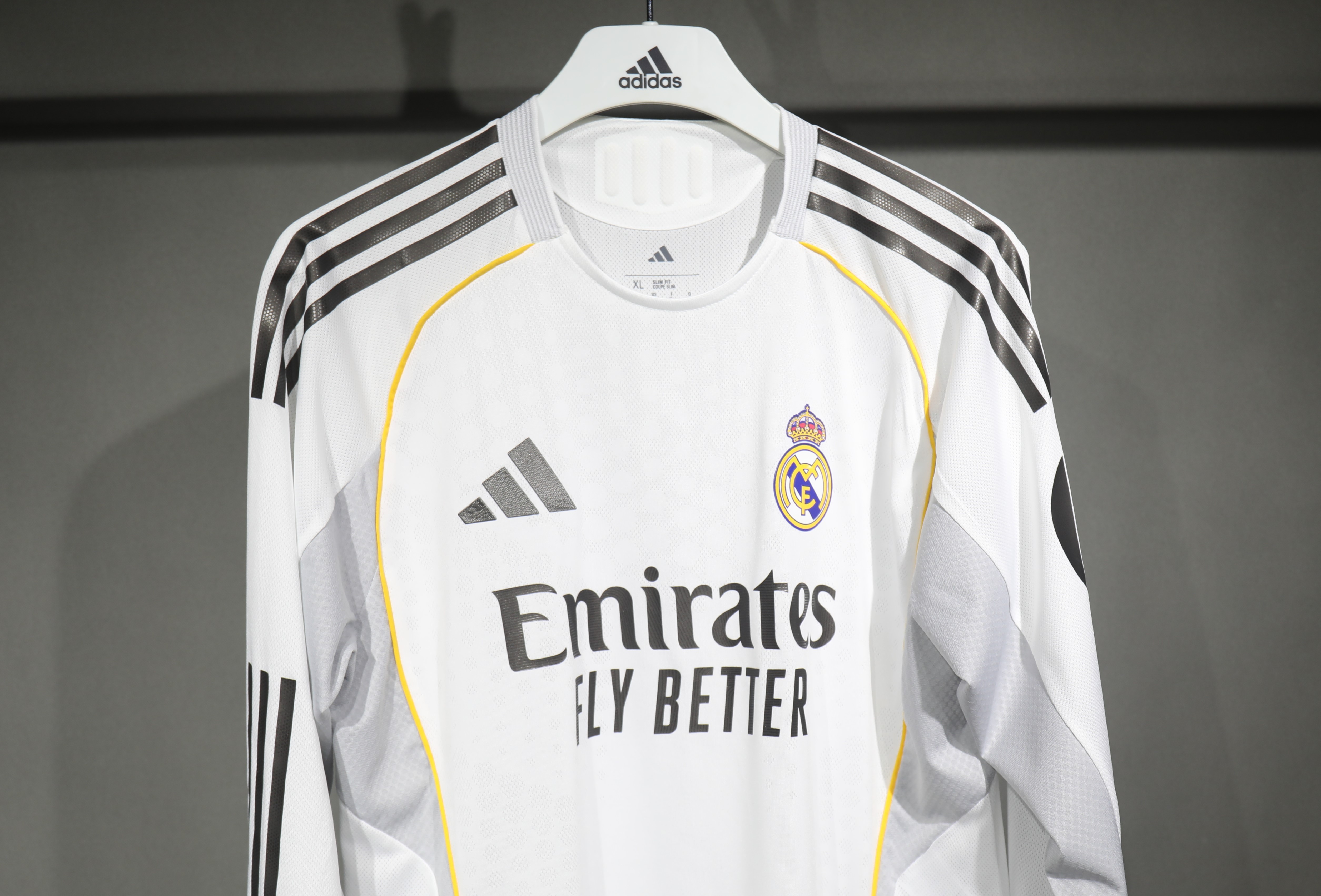 25-26 Real Madrid Home Player Long Sleeve Jersey/ 25-26皇马主场球员长袖