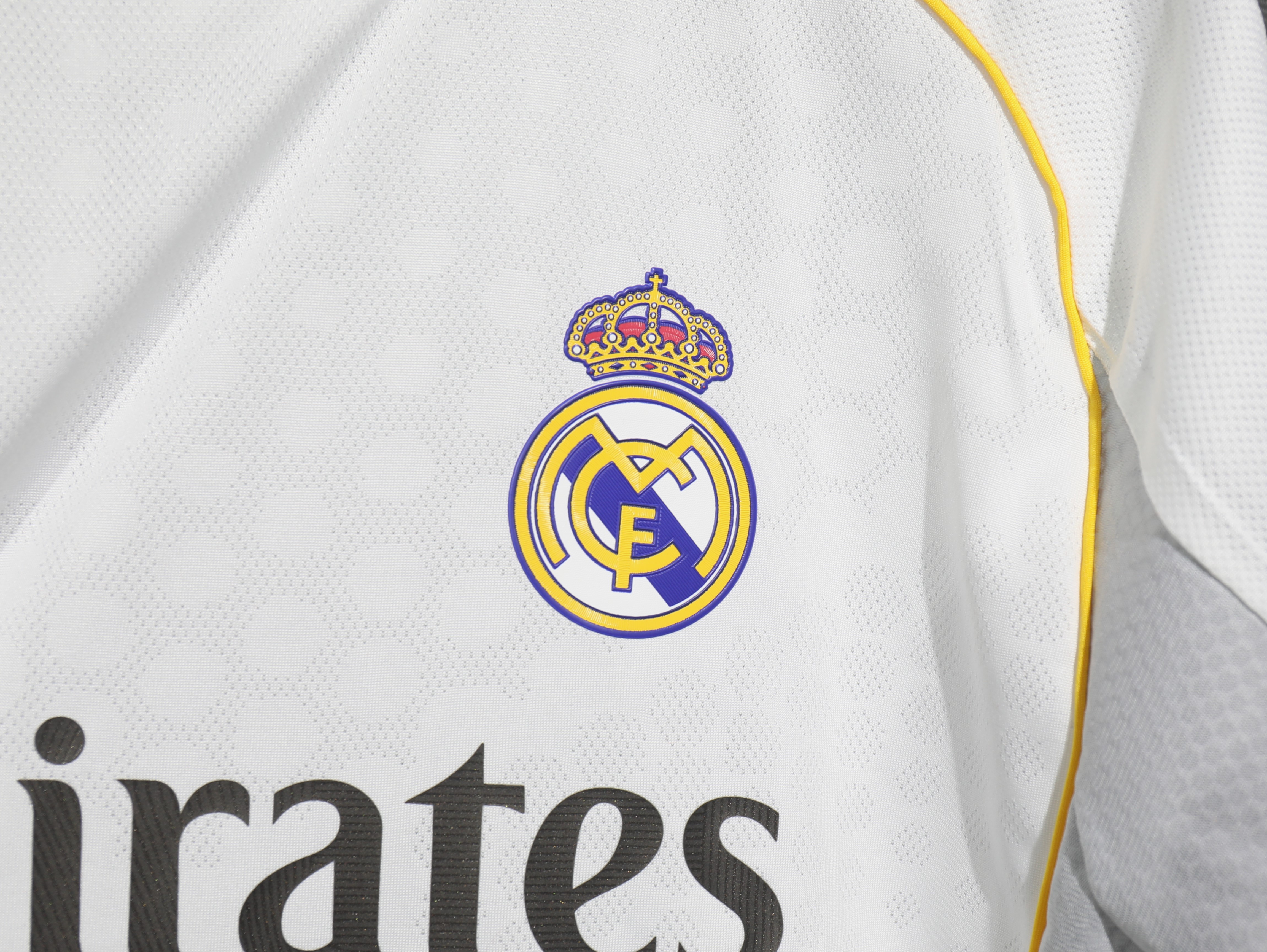 25-26 Real Madrid Home Player Long Sleeve Jersey/ 25-26皇马主场球员长袖