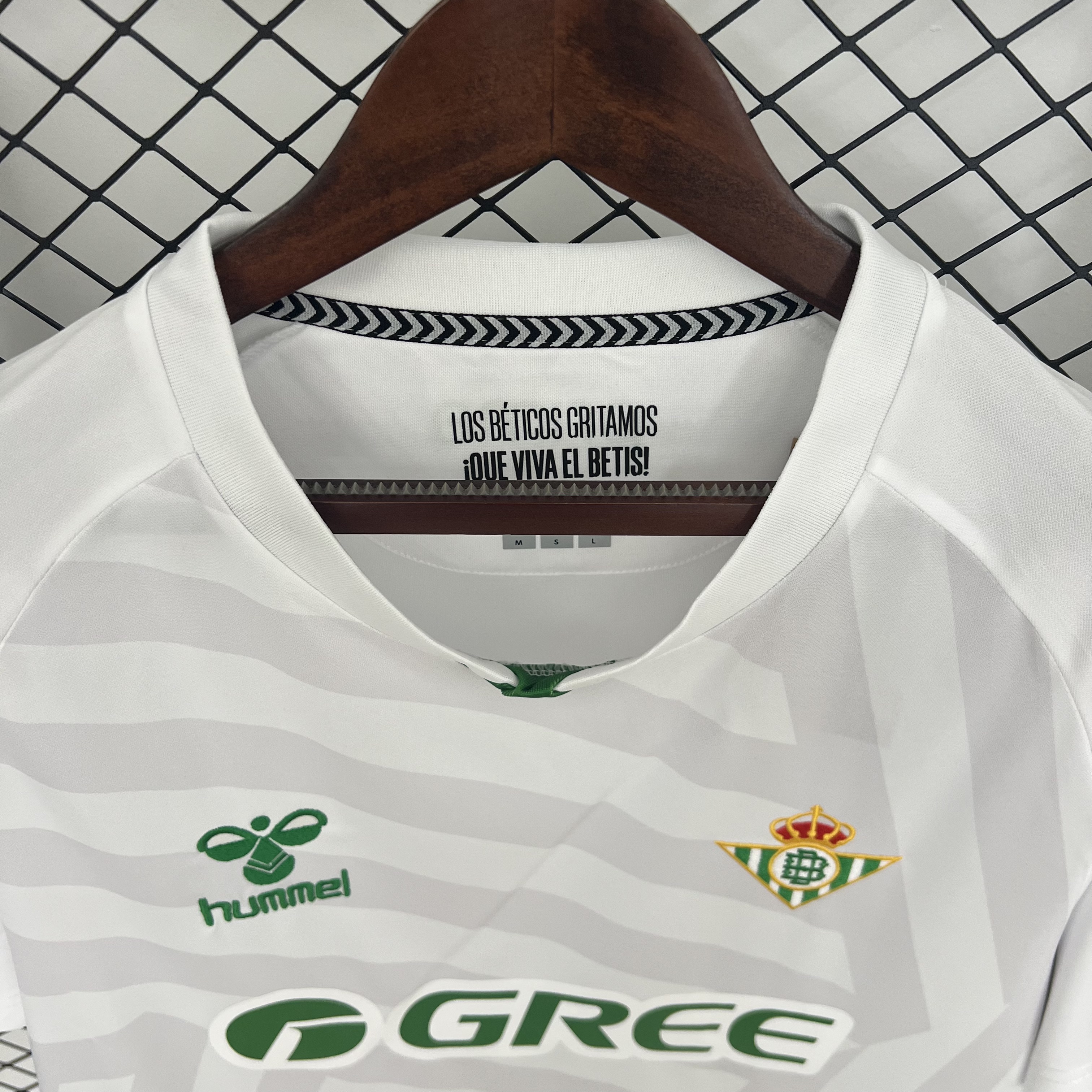 25-26 Real Betis Goal Keeper White Fans Jersey/25-26贝蒂斯白色守门员