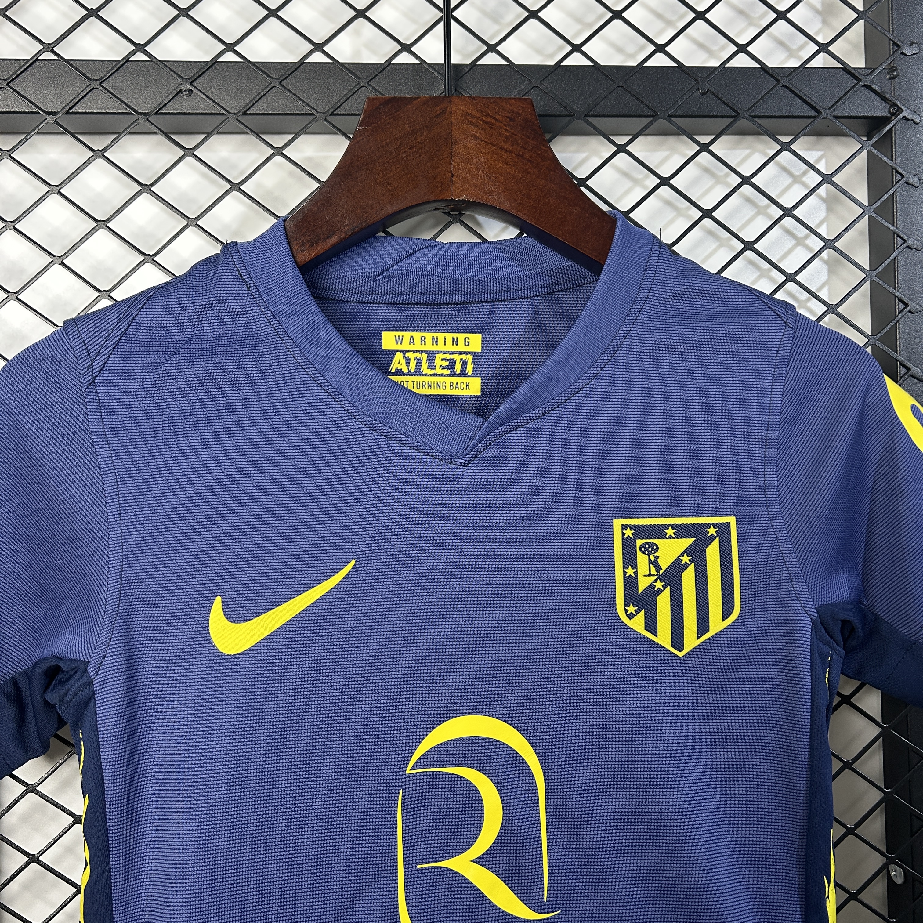 25-26 Atletico Madrid Away Kid Kit/25-26 马竞客场童装
