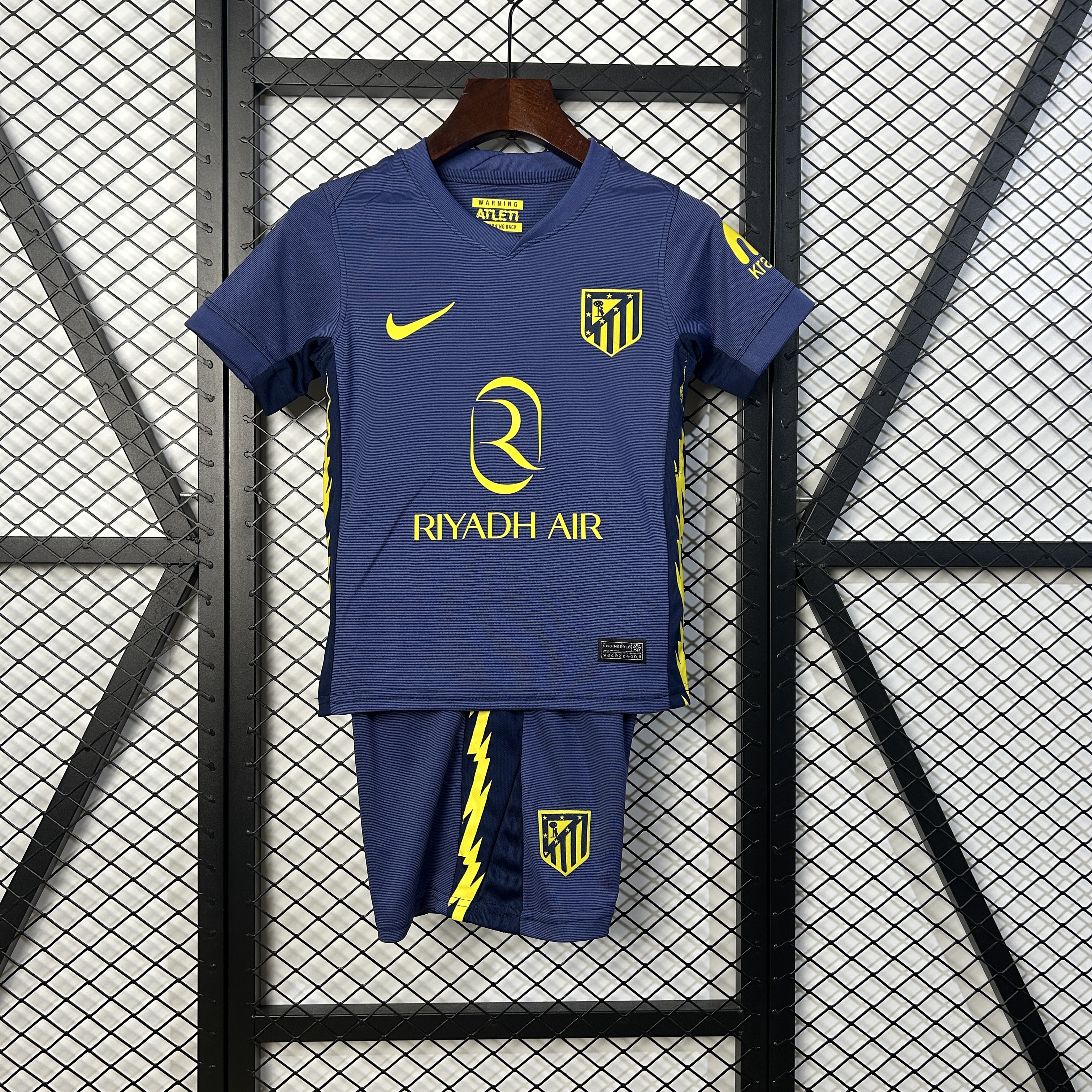 25-26 Atletico Madrid Away Kid Kit/25-26 马竞客场童装