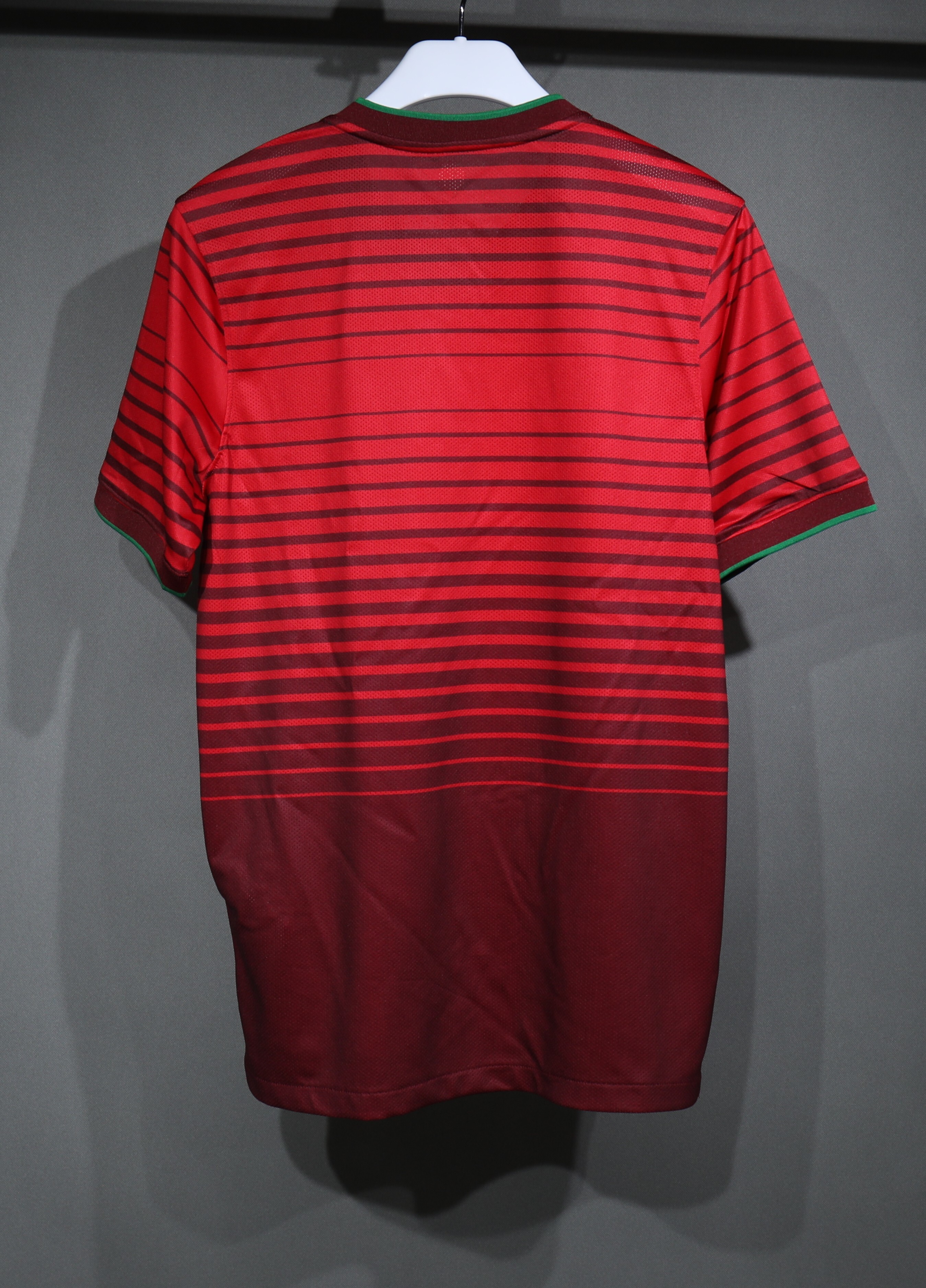 2014 Portugal Home Player Retro Jersey/2014 葡萄牙主场球员