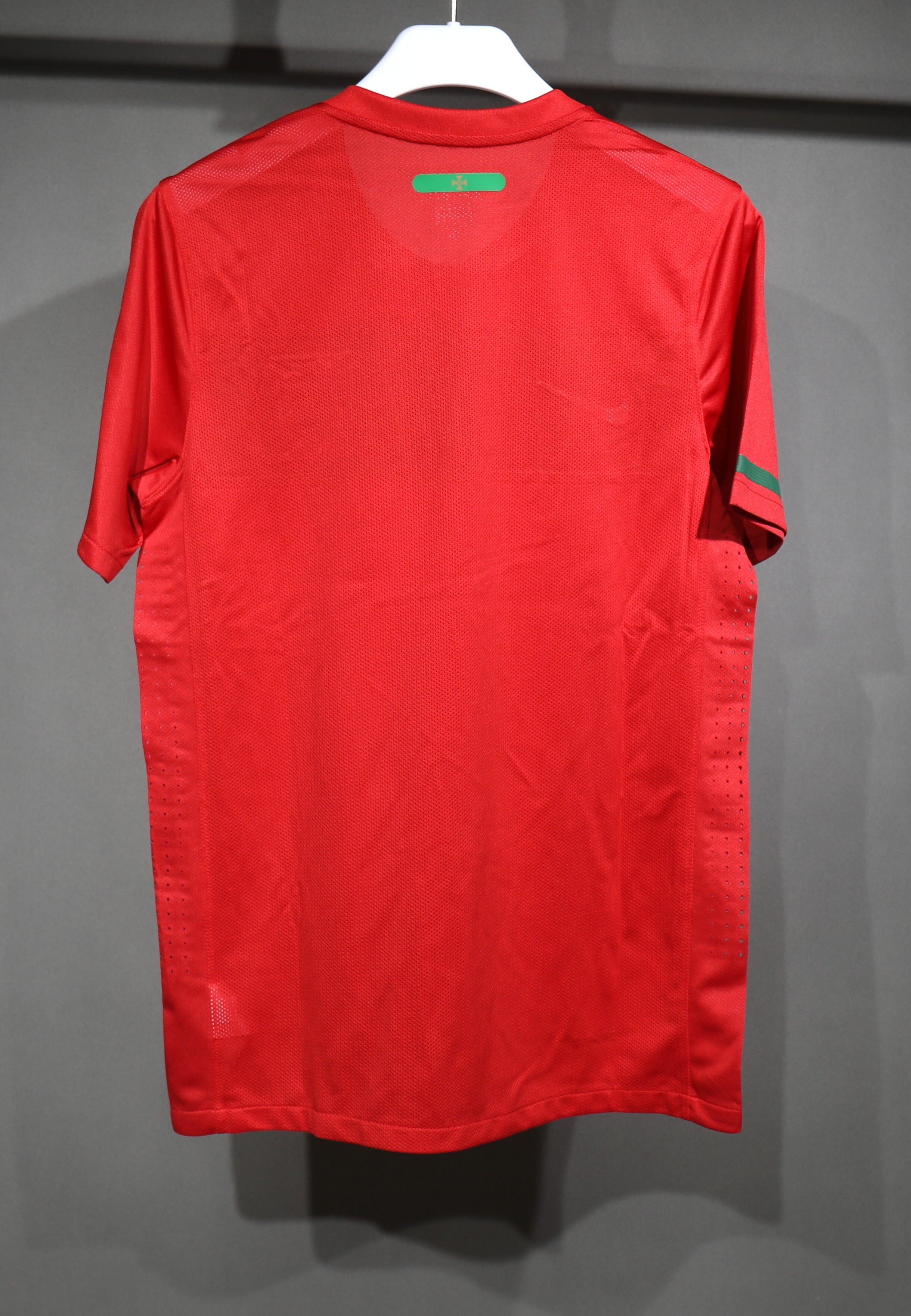 2010 Portugal Home Player Retro Jersey/2010 葡萄牙主场球员