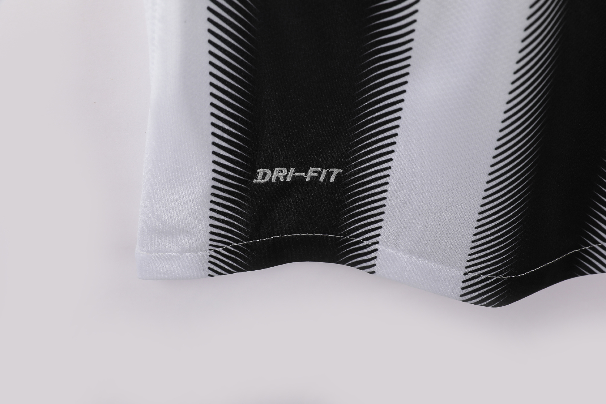 11-12 Juventus Home Retro Jersey/11-12尤文主场