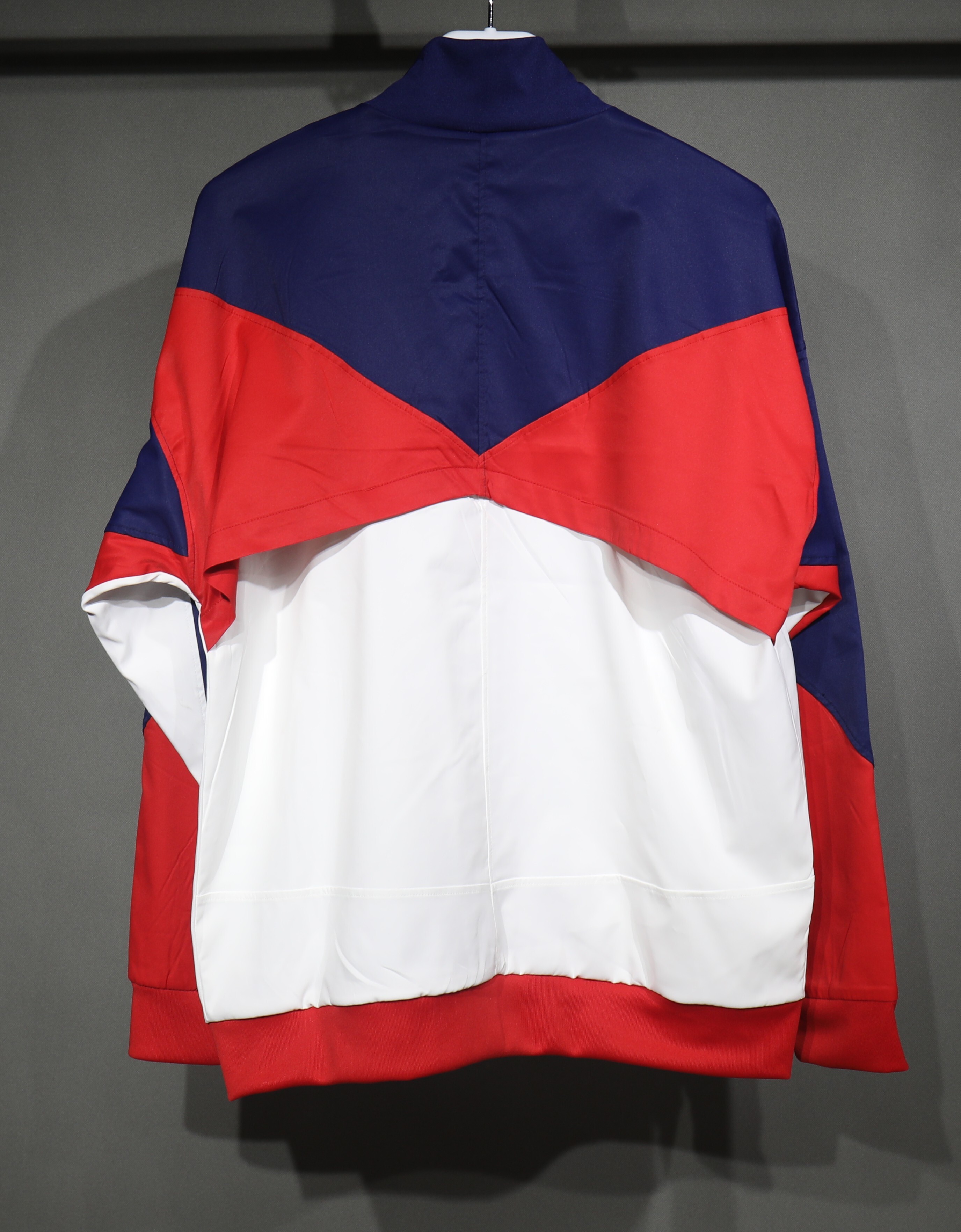 2025 PSG Windbreaker S-XXL/2025PSG主场风衣