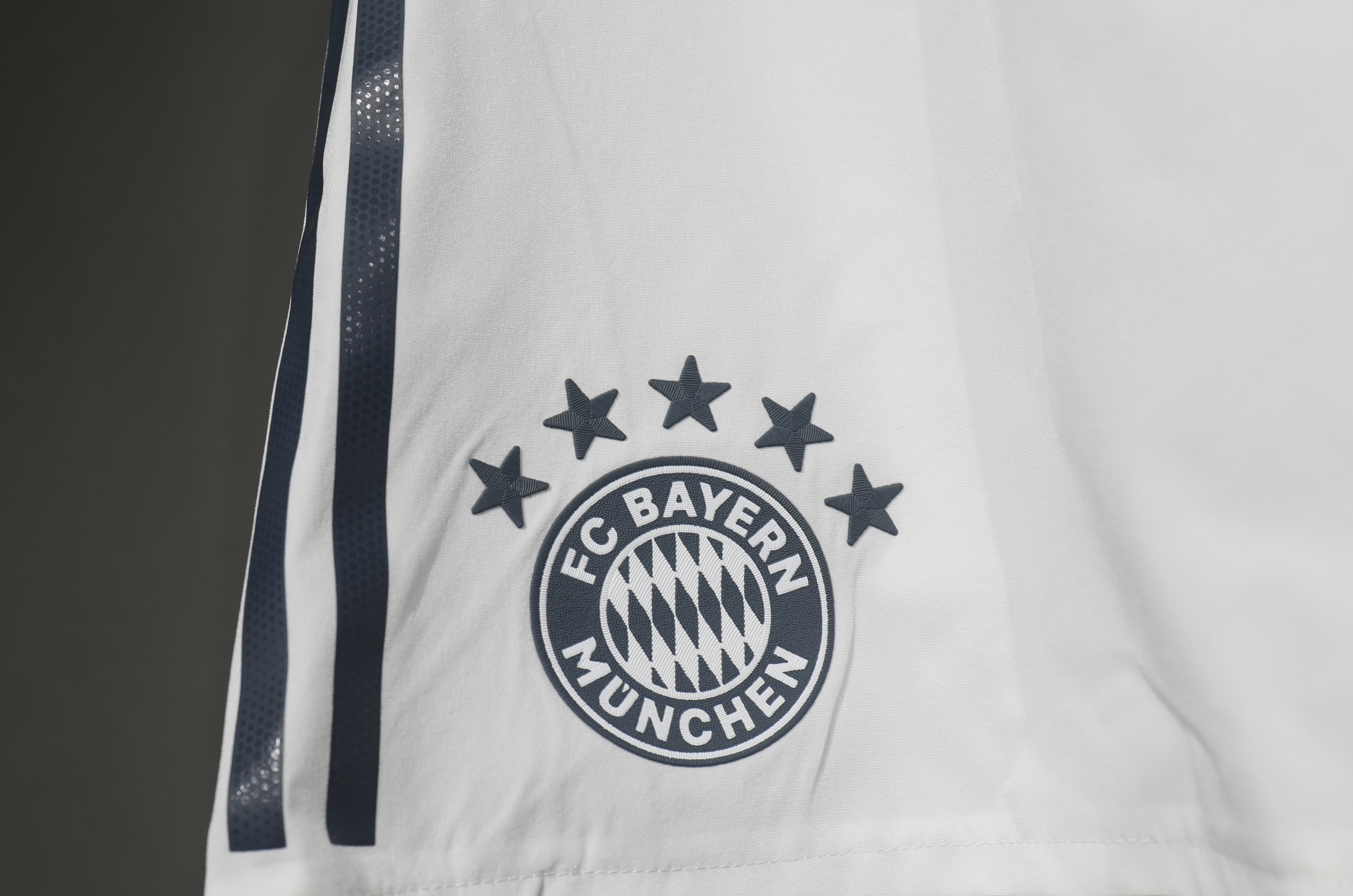 25-26 Bayern Away Player Shorts/25-26拜仁客场球员短裤