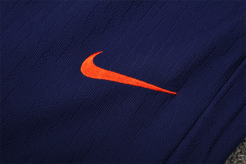 25-26 Barcelona Player Version Training Suit/25-26巴萨半拉训练服,球员版
