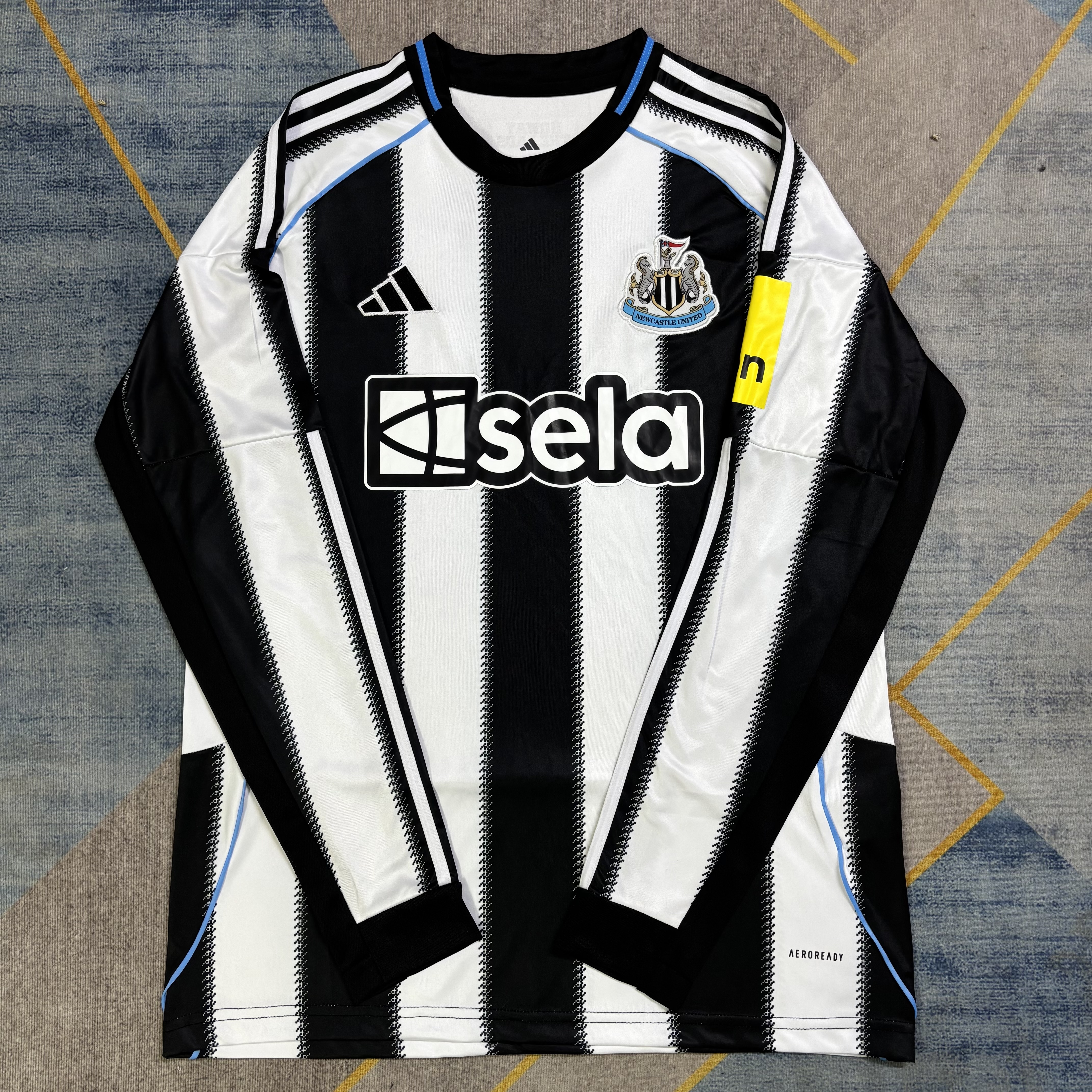 25-26 Newcastle United Home Long Sleeve Fans Jersey/25-26纽卡斯尔联主场球迷长袖