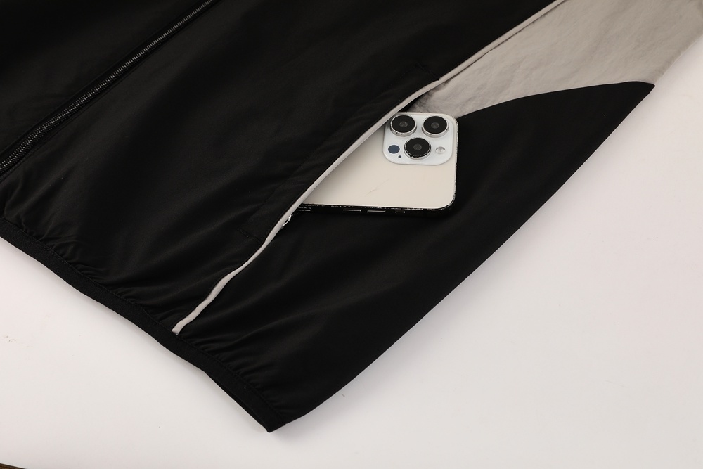 2025 Newcastle Black Windbreaker/2025 纽卡斯尔黑色风衣