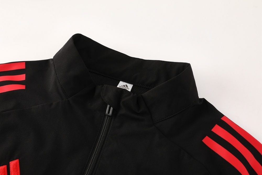 2025 Liverpool Black Windbreaker/2025 利物浦黑色风衣
