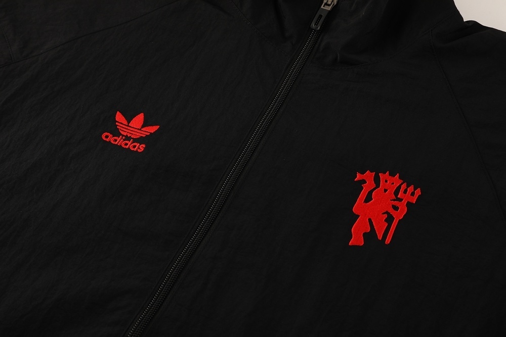 2025 Manchester United Black Windbreaker/2025 曼联黑色风衣