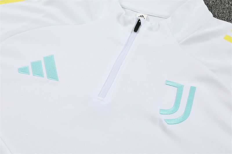 25-26 Juventus White Training Suit/ 25-26尤文半拉训练服