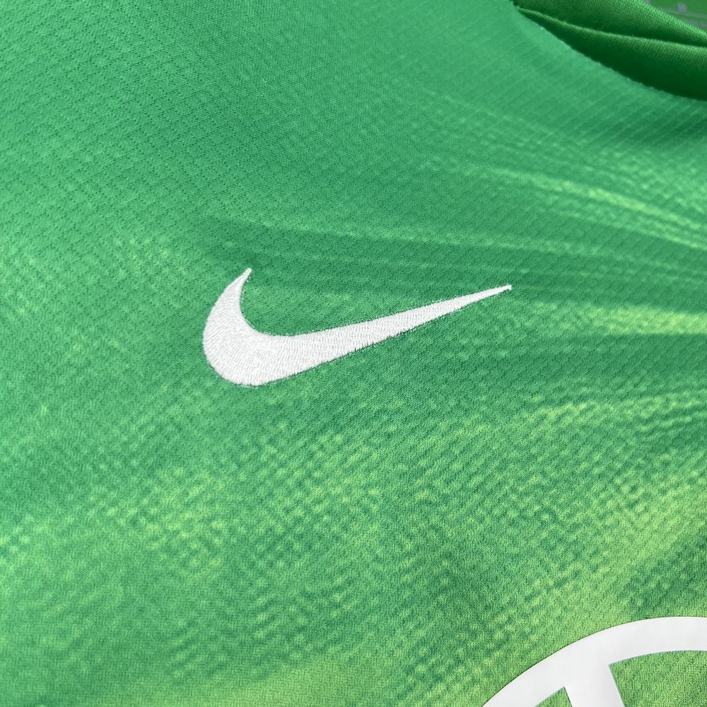 25-26 Wolfsburg Home Fans Jersey/ 25-26 沃尔夫斯堡主场球迷版